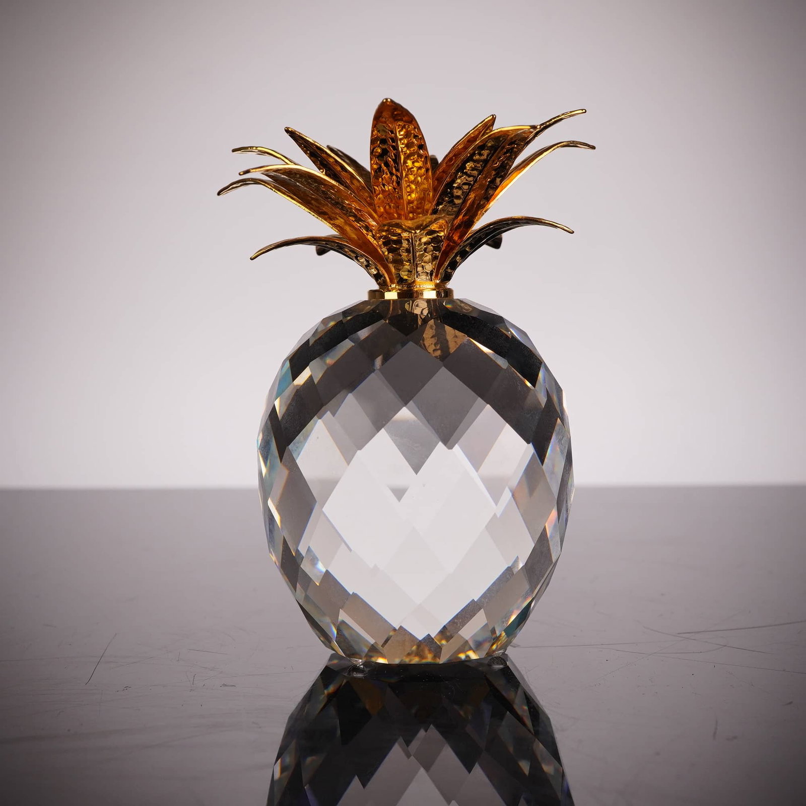Swarovski Silver Crystal Large Pineapple Figurine (1 of 5)