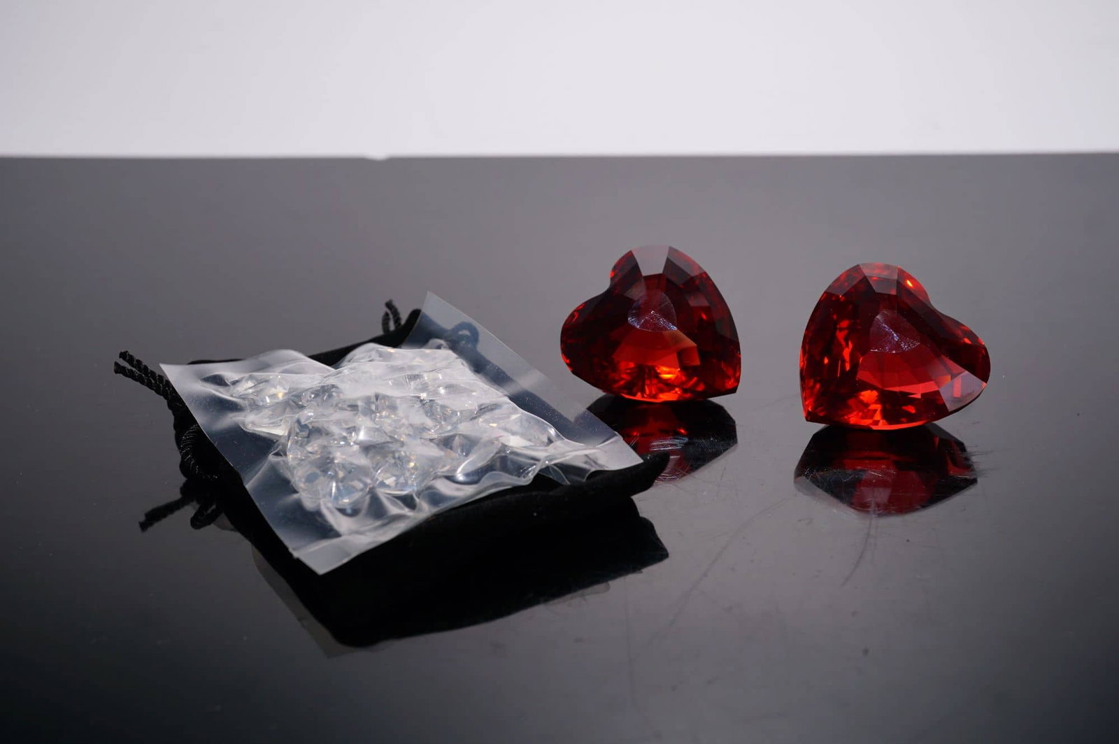 Swarovski Ruby Red Faceted Crystal Heart Ornaments (1 of 3)