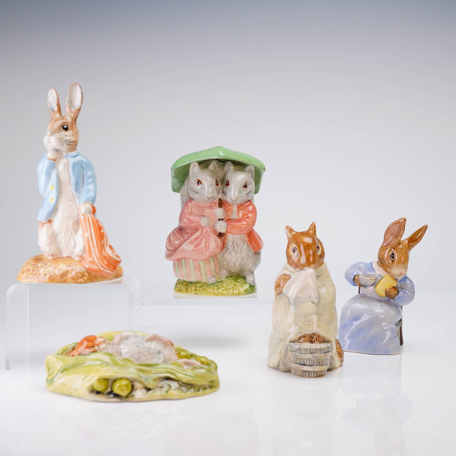 Collection of 5 Royal Albert Beatrix Potter Ceramic Figurines (1 of 3)