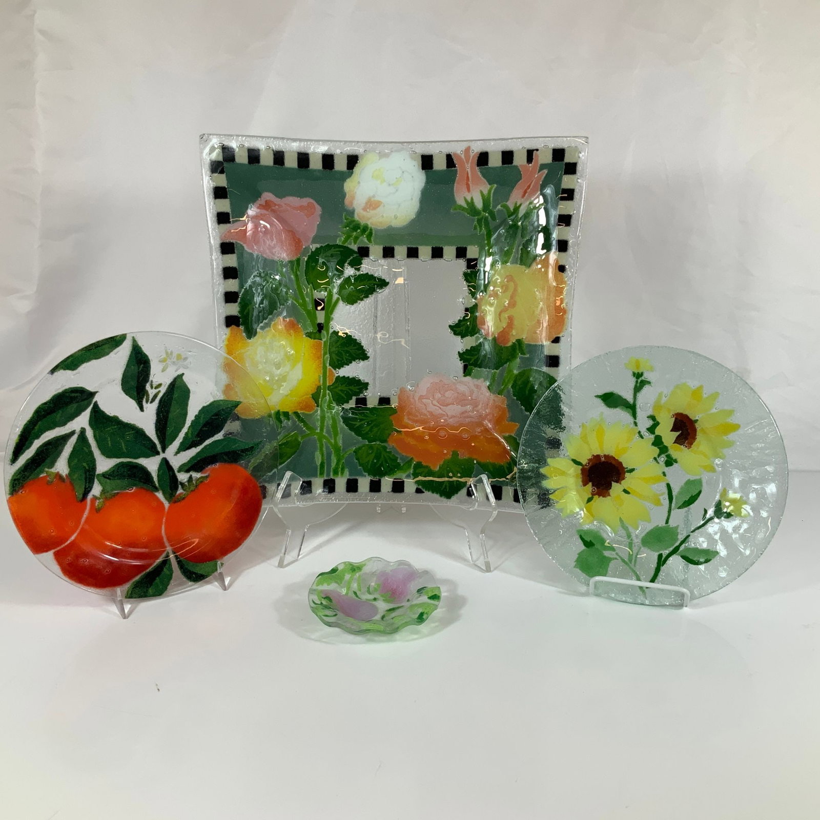 Four Fused Art Glass Italian Plates and Platters including Signed Samantha Ladd Pieces (1 of 7)