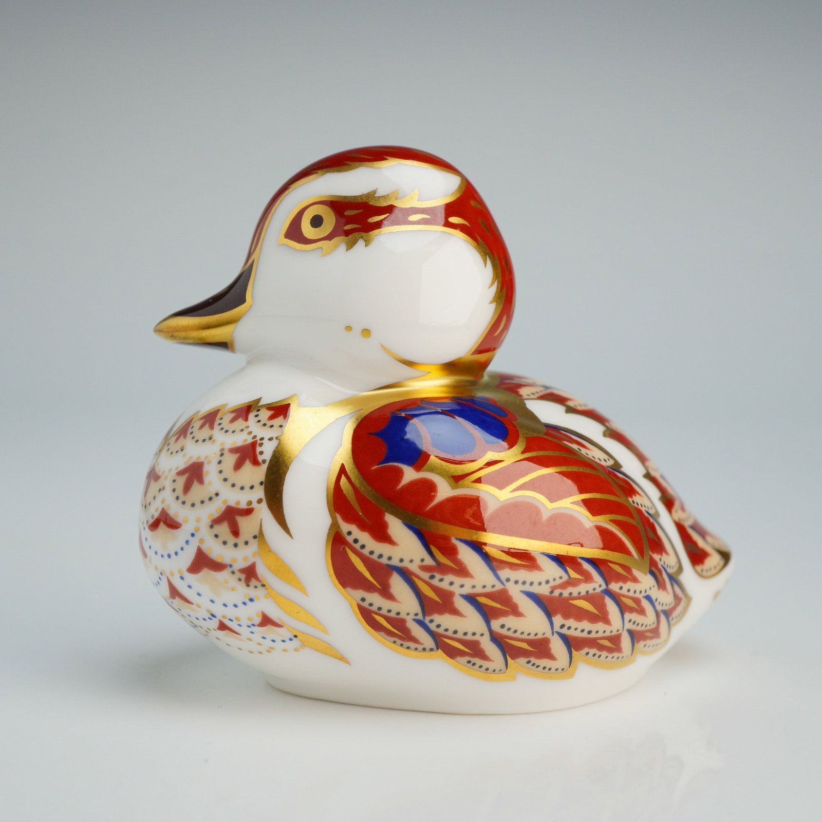 Royal Crown Derby Imari Paperweight Collection Sitting Duckling (1 of 5)