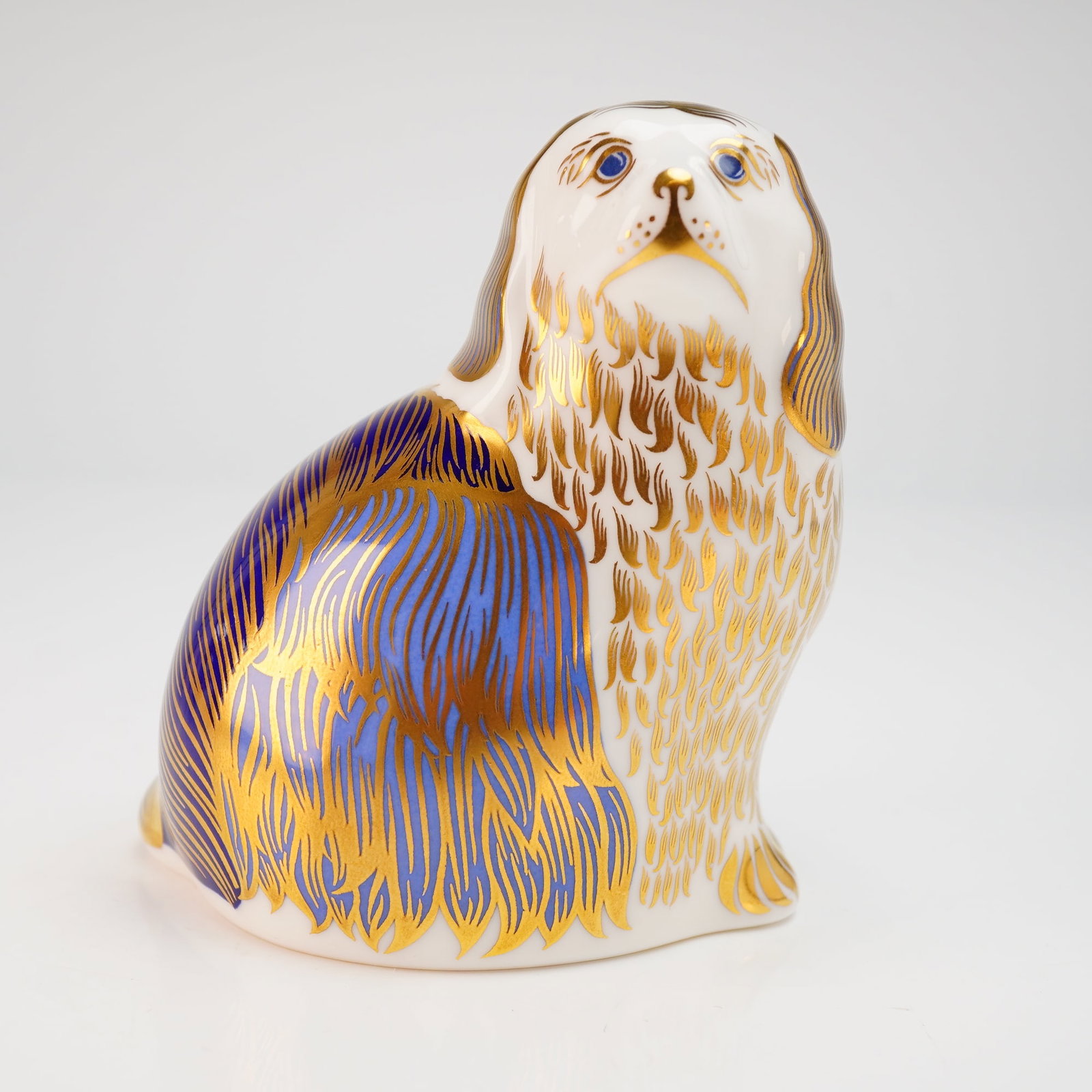 Royal Crown Derby King Charles Spaniel Paperweight with Box (1 of 5)