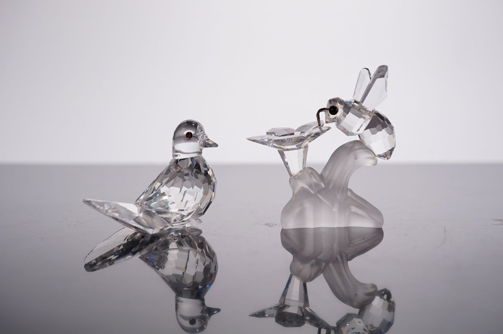 Swarovski Silver Crystal Bumblebee on Flower and Mallard Duckling Figurines, 2.5 Inches (1 of 5)