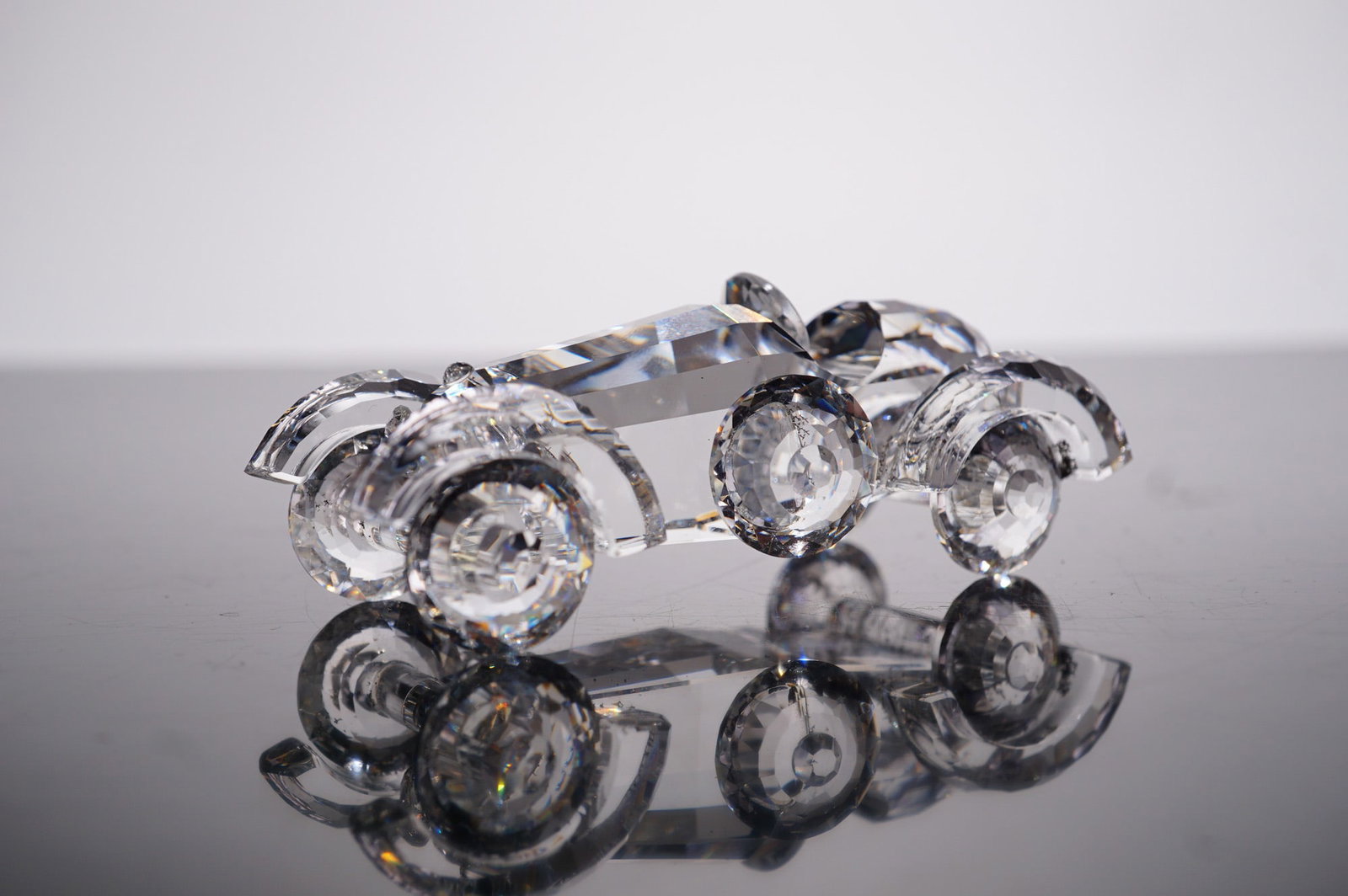 Swarovski Oldtimer Vintage Roadster Figurine, 3.3 Inches (1 of 4)