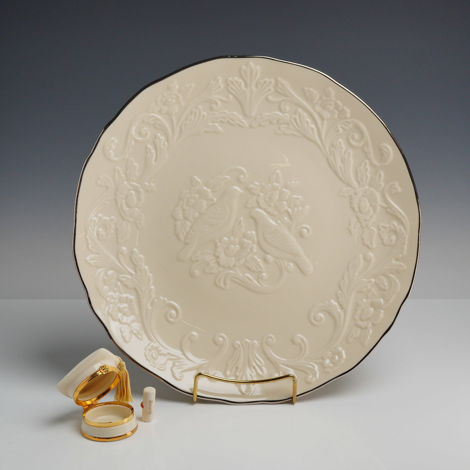 Lenox Wedding Promises and Graduation Wishes Porcelain Set (1 of 4)