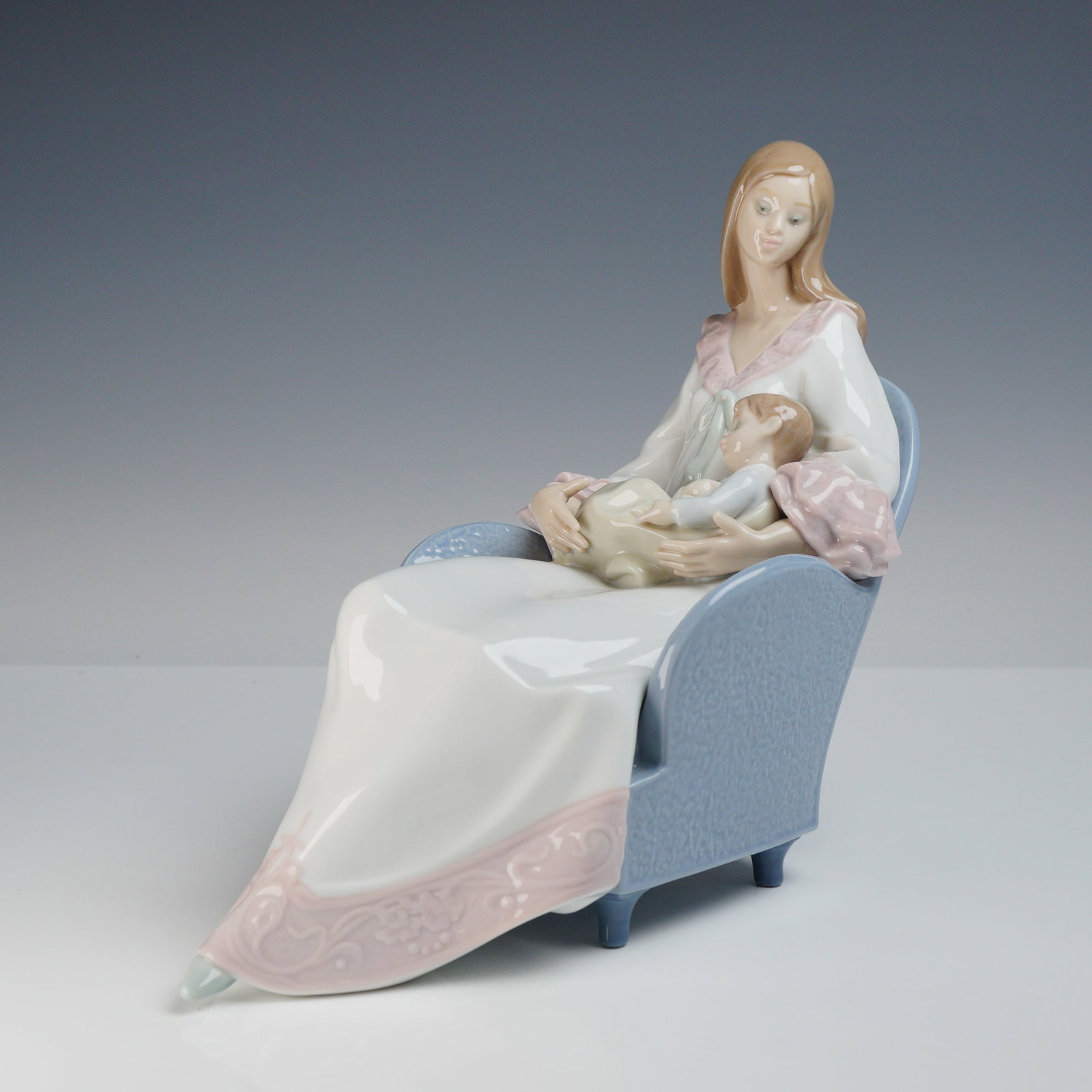 Lladro My Little Treasure Porcelain Figurine, Model 6503 (1 of 3)