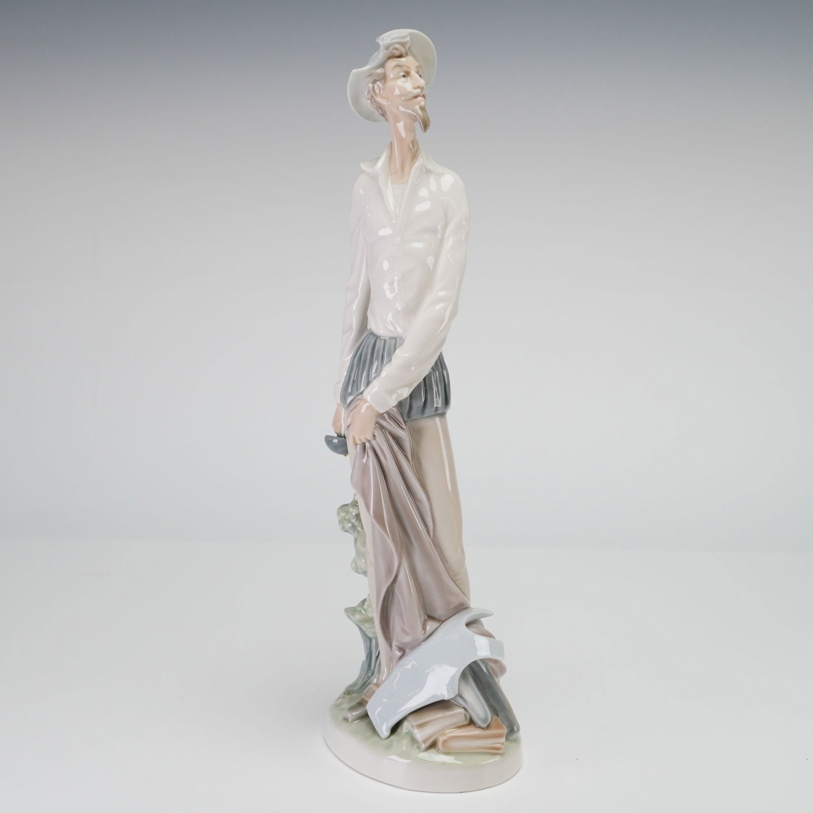 Lladro Porcelain Figurine, Don Quixote Standing Up 4854 (1 of 3)