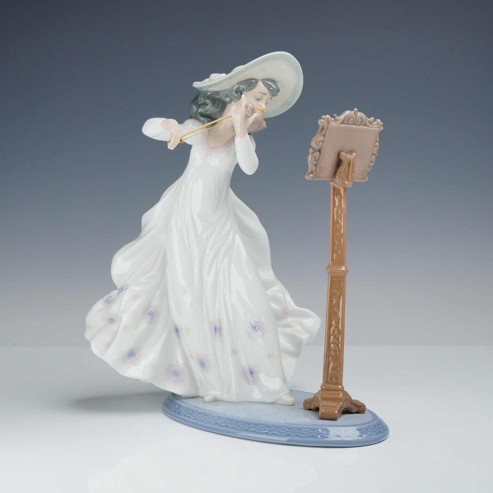 Lladro Porcelain Figurine Sweet Symphony 01006243 (1 of 3)