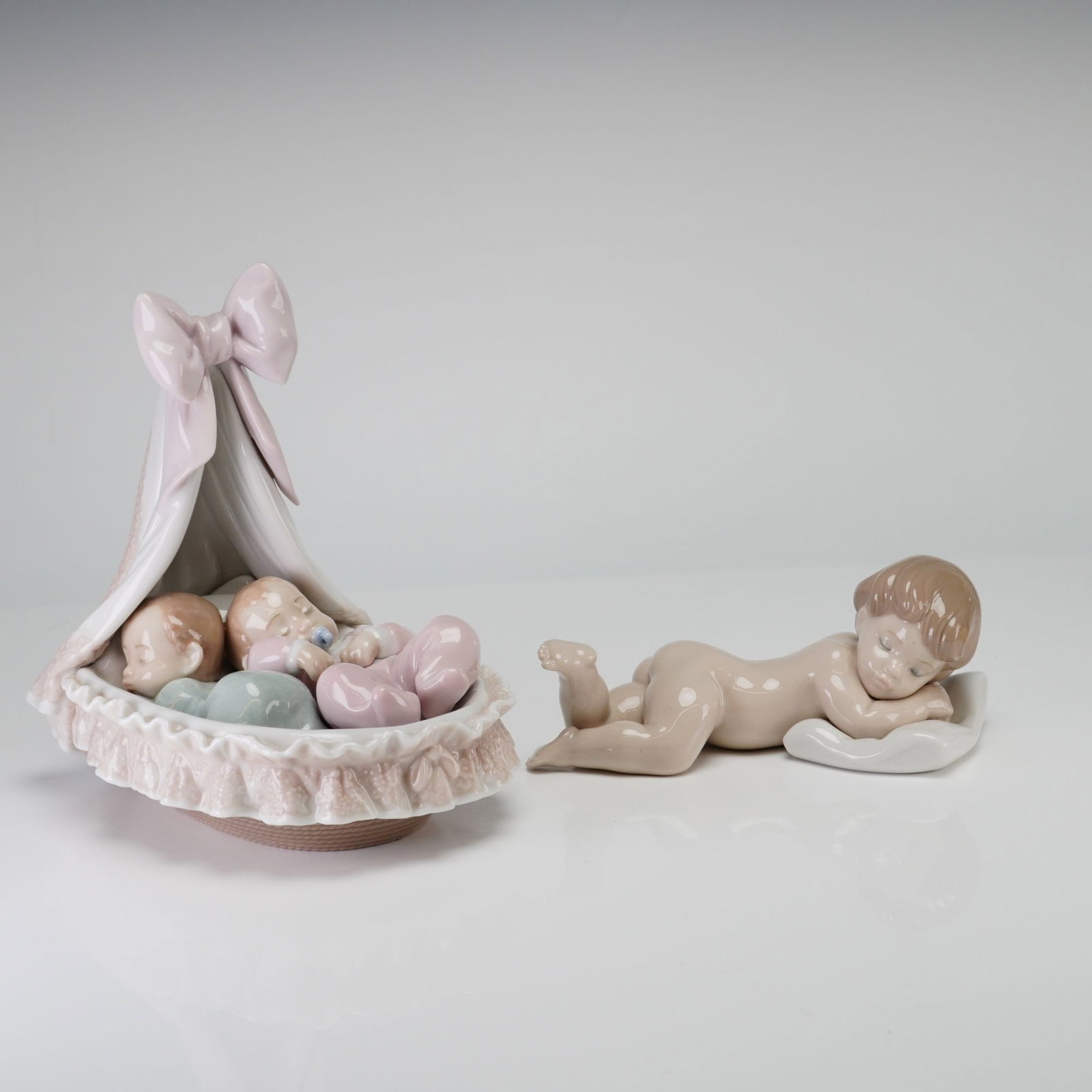 2pc Lladro Figurines, Sweet Dreamers 6127 and Sleepytime 6497 (1 of 4)