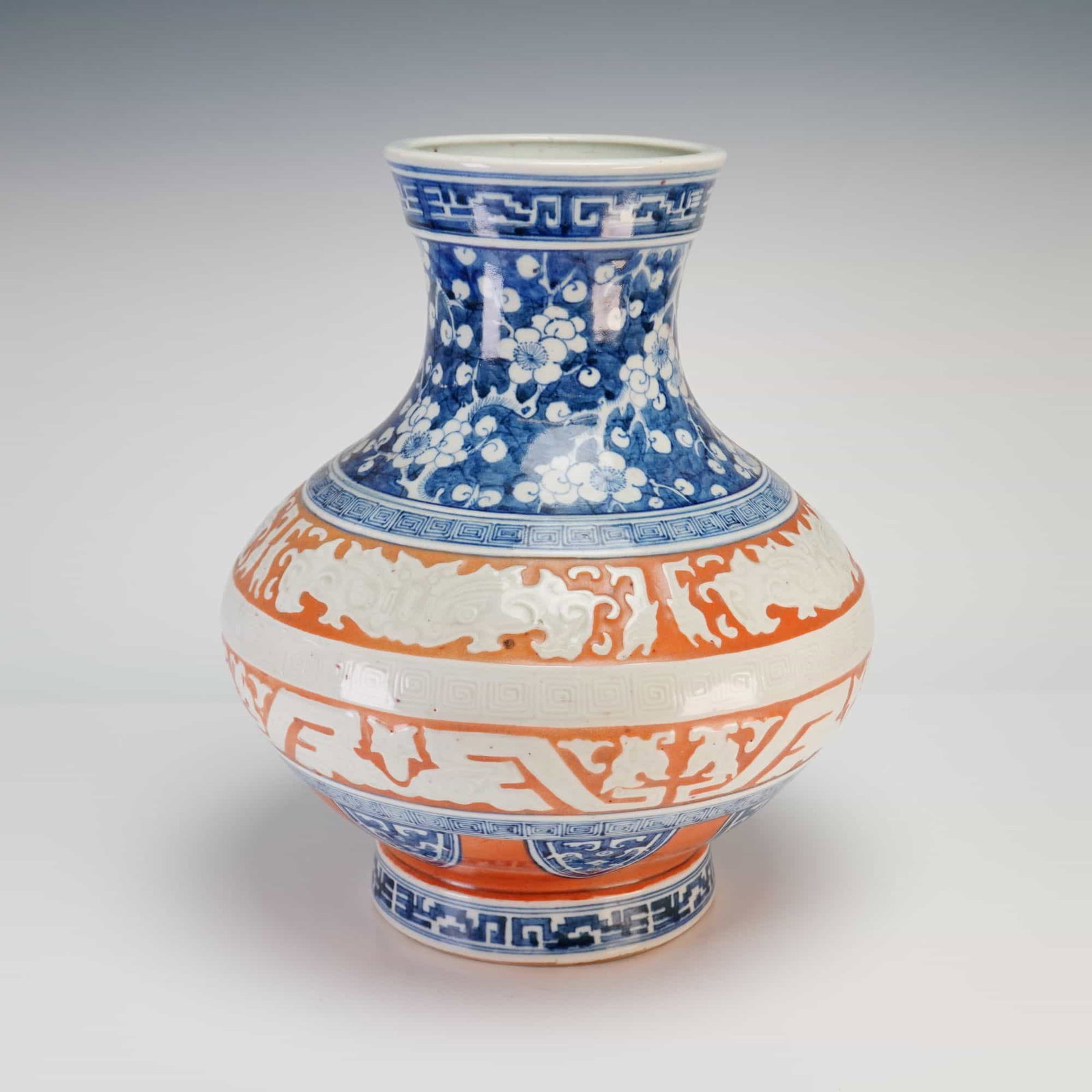 Chinese Blue and White Porcelain, Molded Taotie Masks, Hawthorne Pattern (1 of 4)