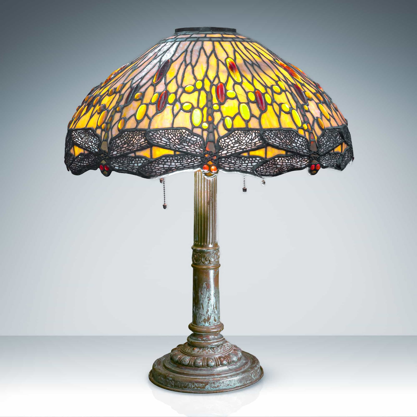 Attributed to Tiffany Studios Dragonfly Table Lamp (1 of 15)