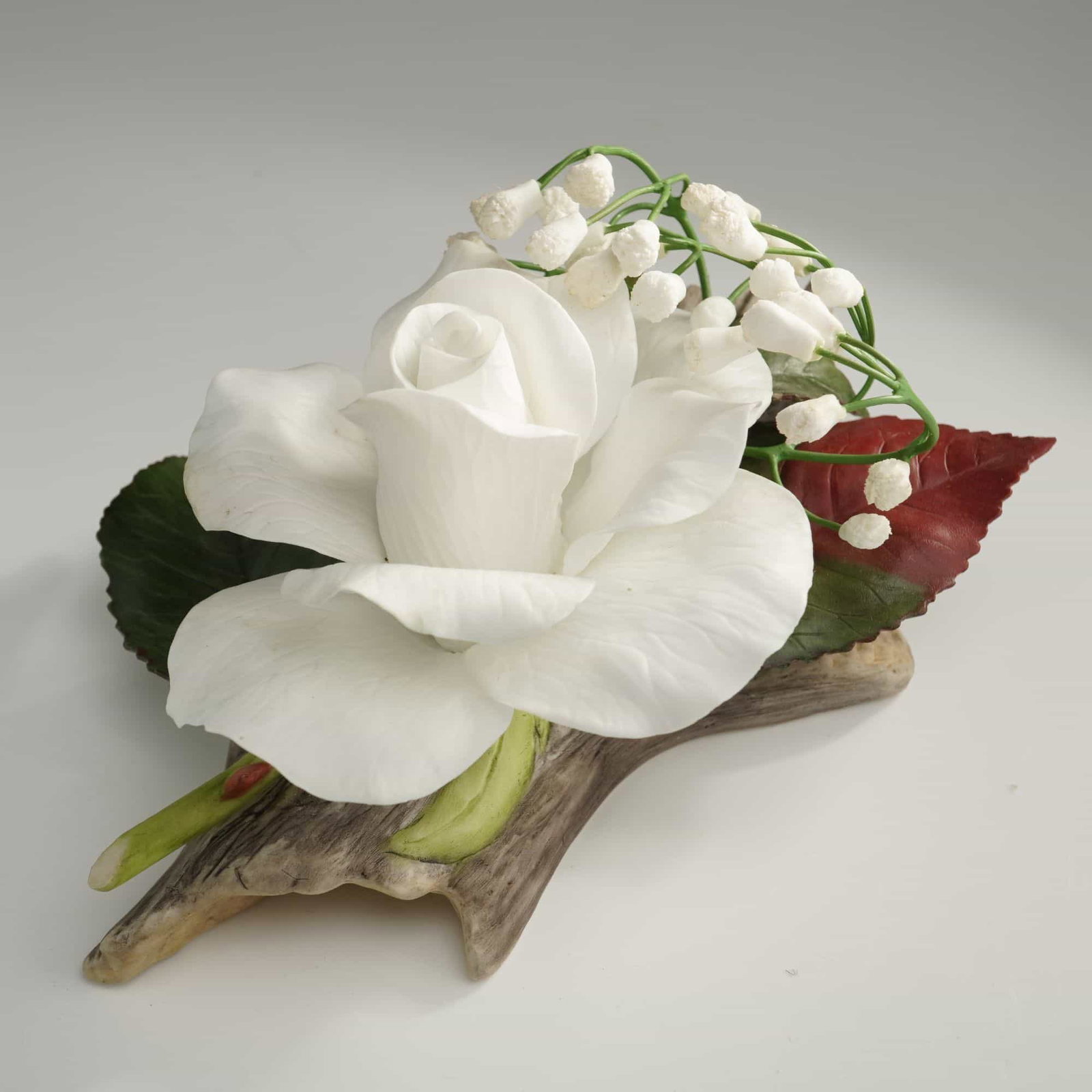 Boehm Porcelain Bridal Rose with Baby's Breath Figurine 120 (1 of 3)