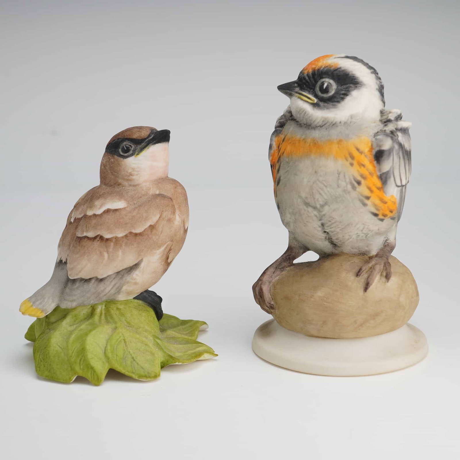Boehm, A Pair of Fledgling Bird Figurines, Models 432 and 478 (1 of 3)