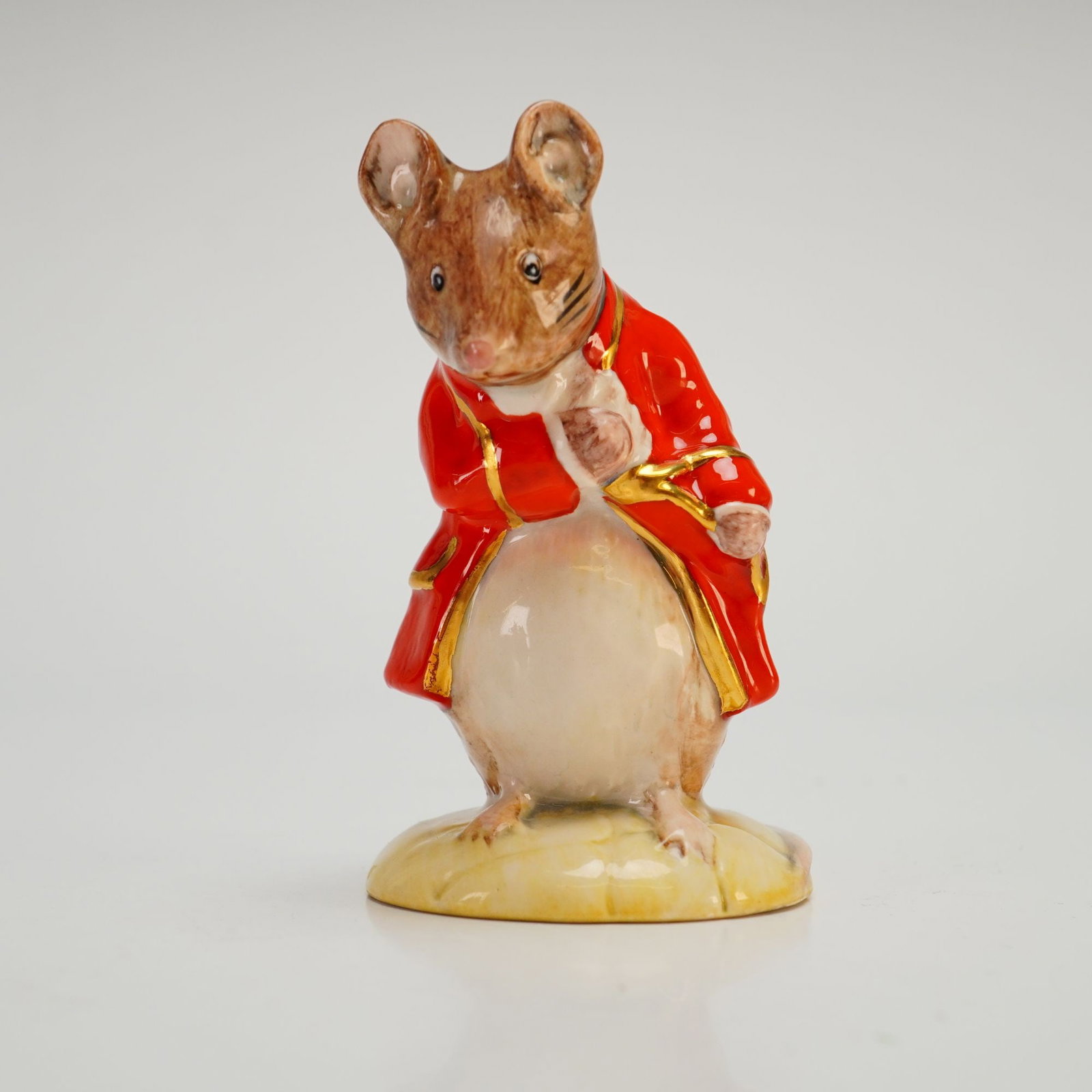 Royal Doulton Prototype Beatrix Potter Figurine, Gentleman Mouse Made a Bow (1 of 3)