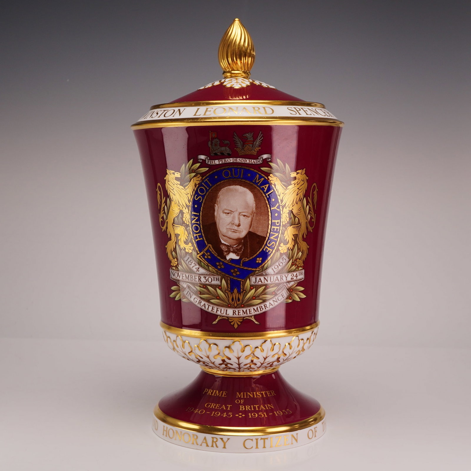 Spode Winston Churchill Commemorative Bone China Limited Edition Covered Urn (1 of 3)