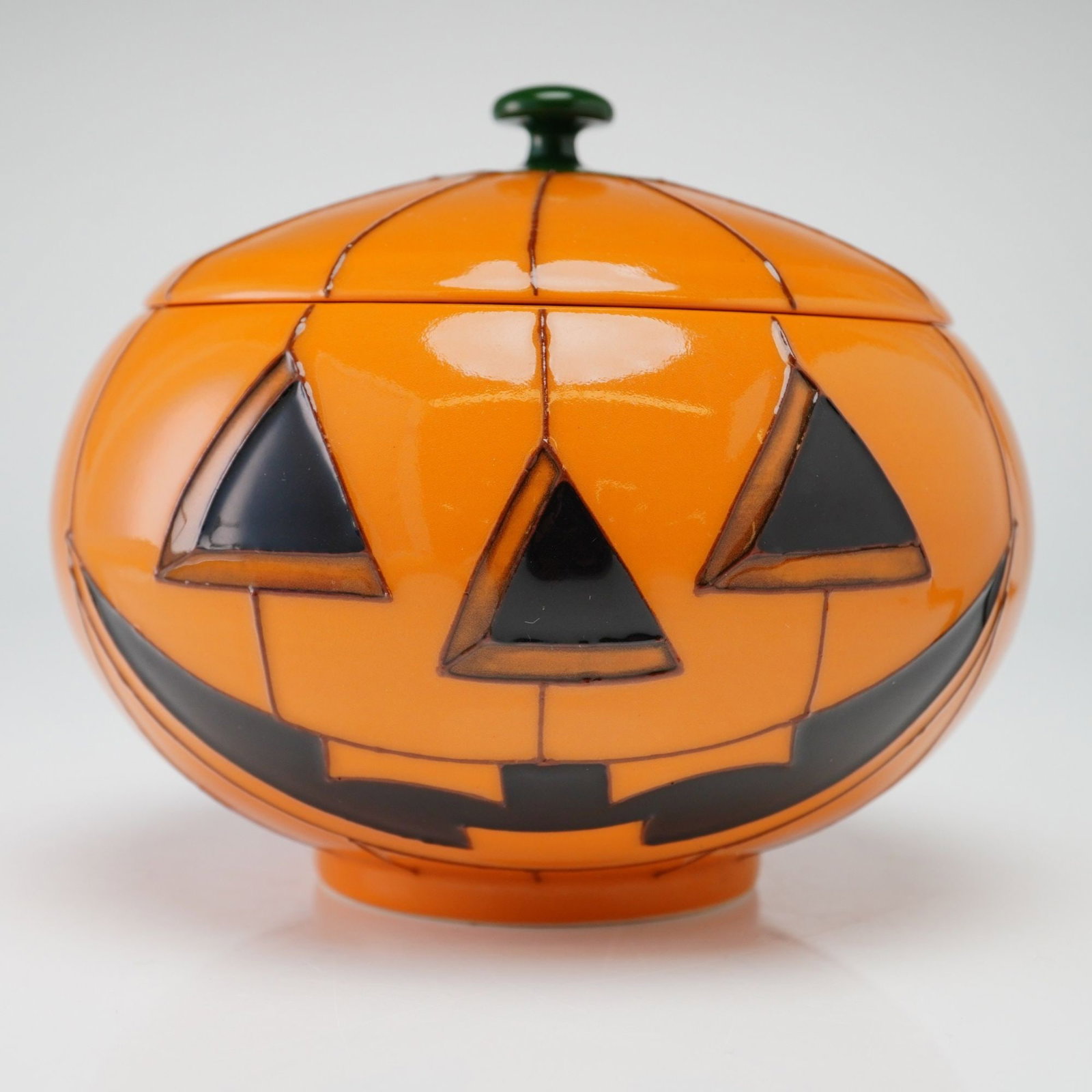 Moorcroft Pottery Jack-O-Lantern Lidded Pot (1 of 3)