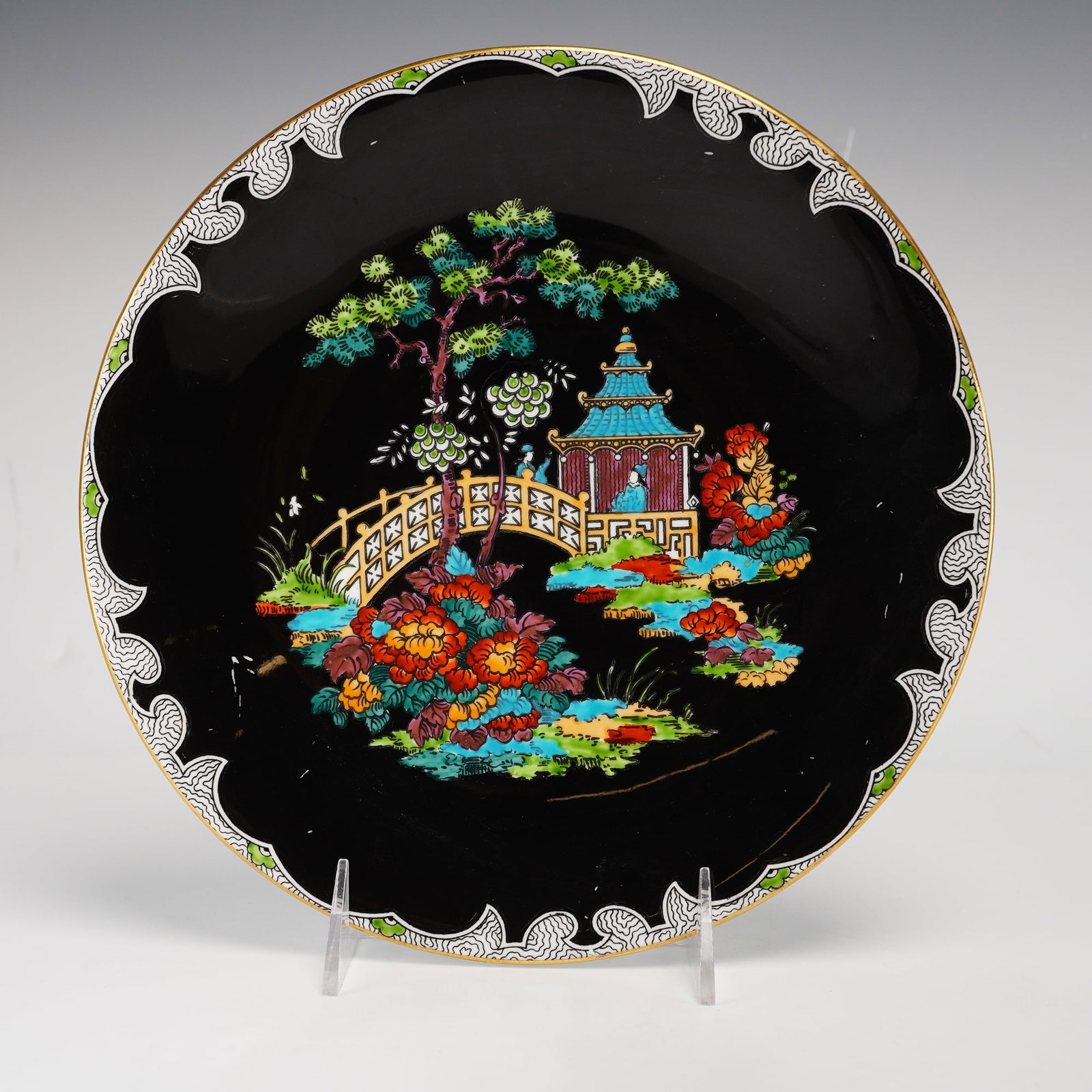 Wedgwood Fairyland Lustre Nizami Pattern Cabinet Plate by Daisy Makeig-Jones (1 of 4)