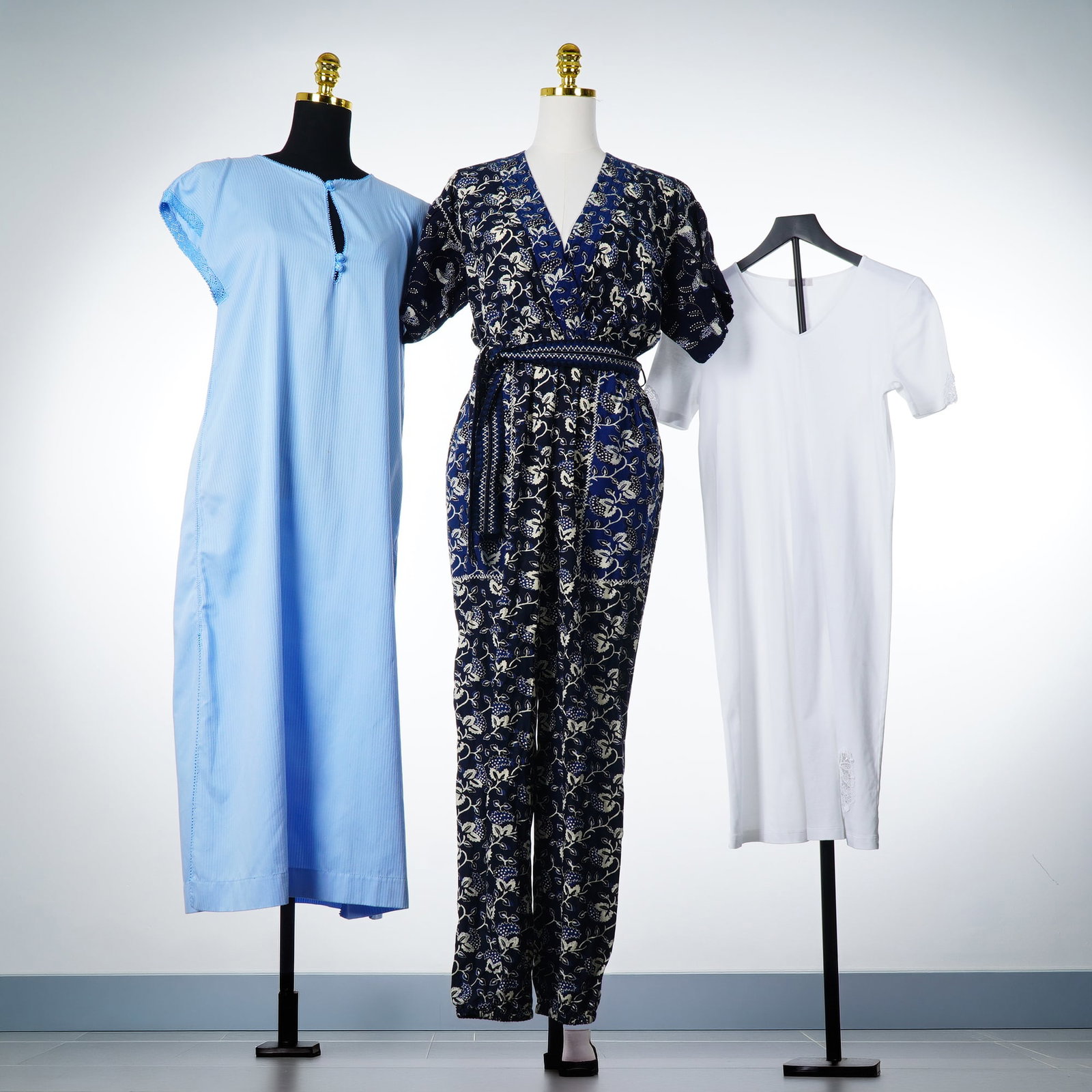 3pc Designer Garments Including Fernando Sanchez, Ulla Johnson, and Hanro (1 of 4)