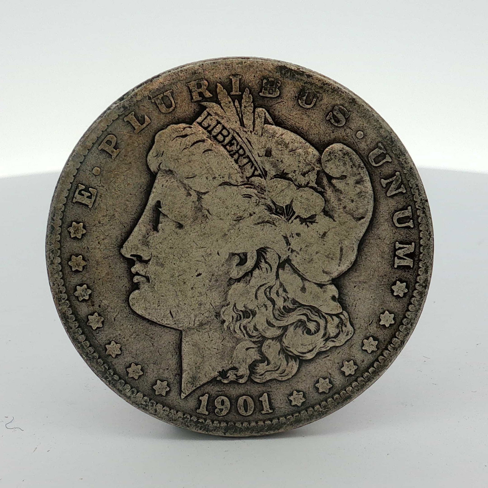 1901-O US Morgan Silver Dollar Coin Circulated (1 of 2)