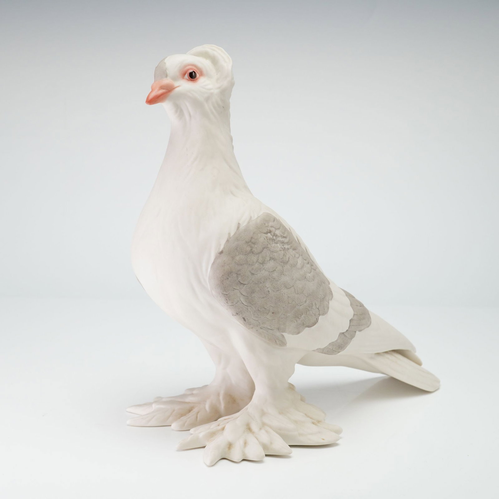 Boehm USA Bisque Porcelain Figurine Tumbler Pigeon 416 (1 of 4)