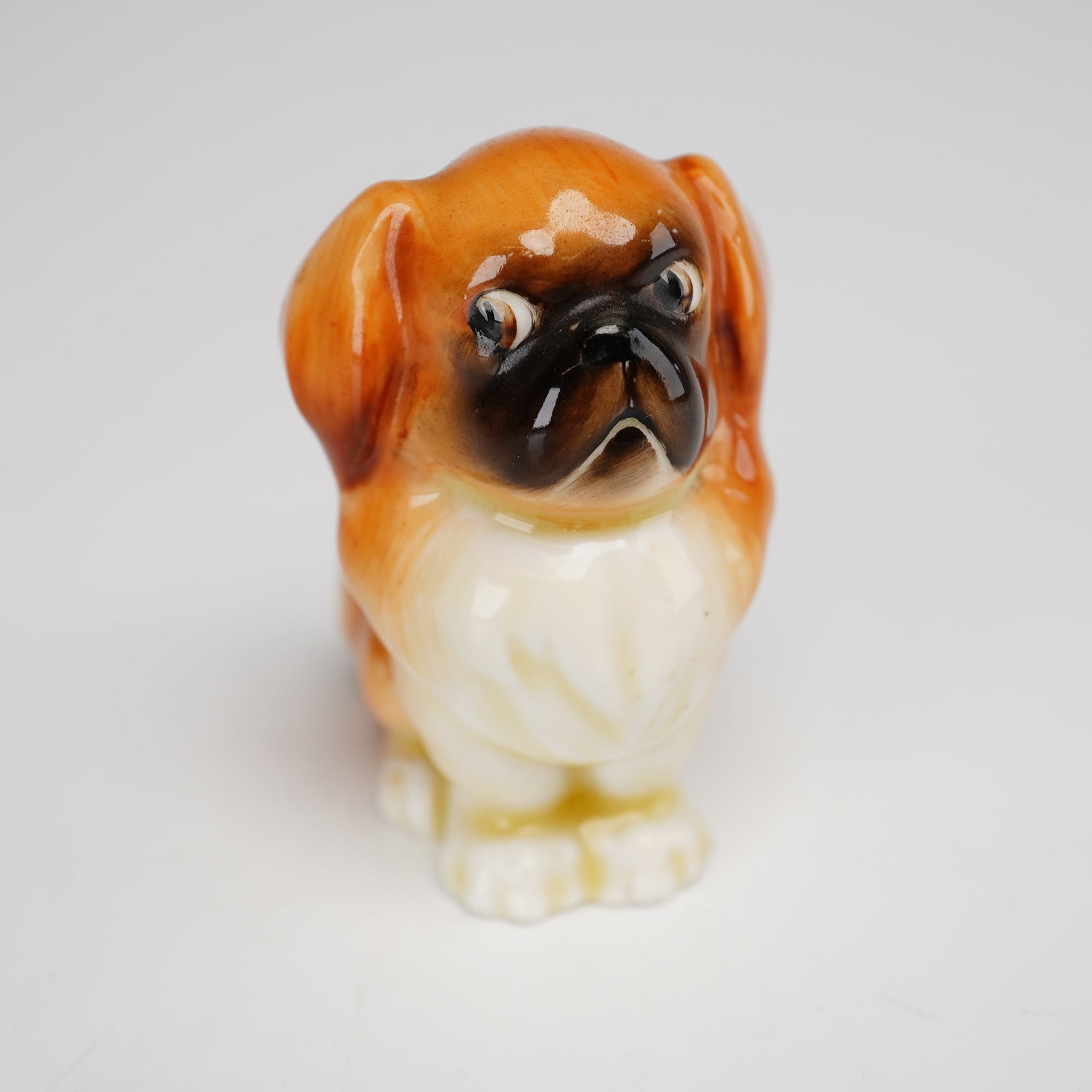 Royal Doulton Pekingese Dog Miniature Figurine HN832 (1 of 3)