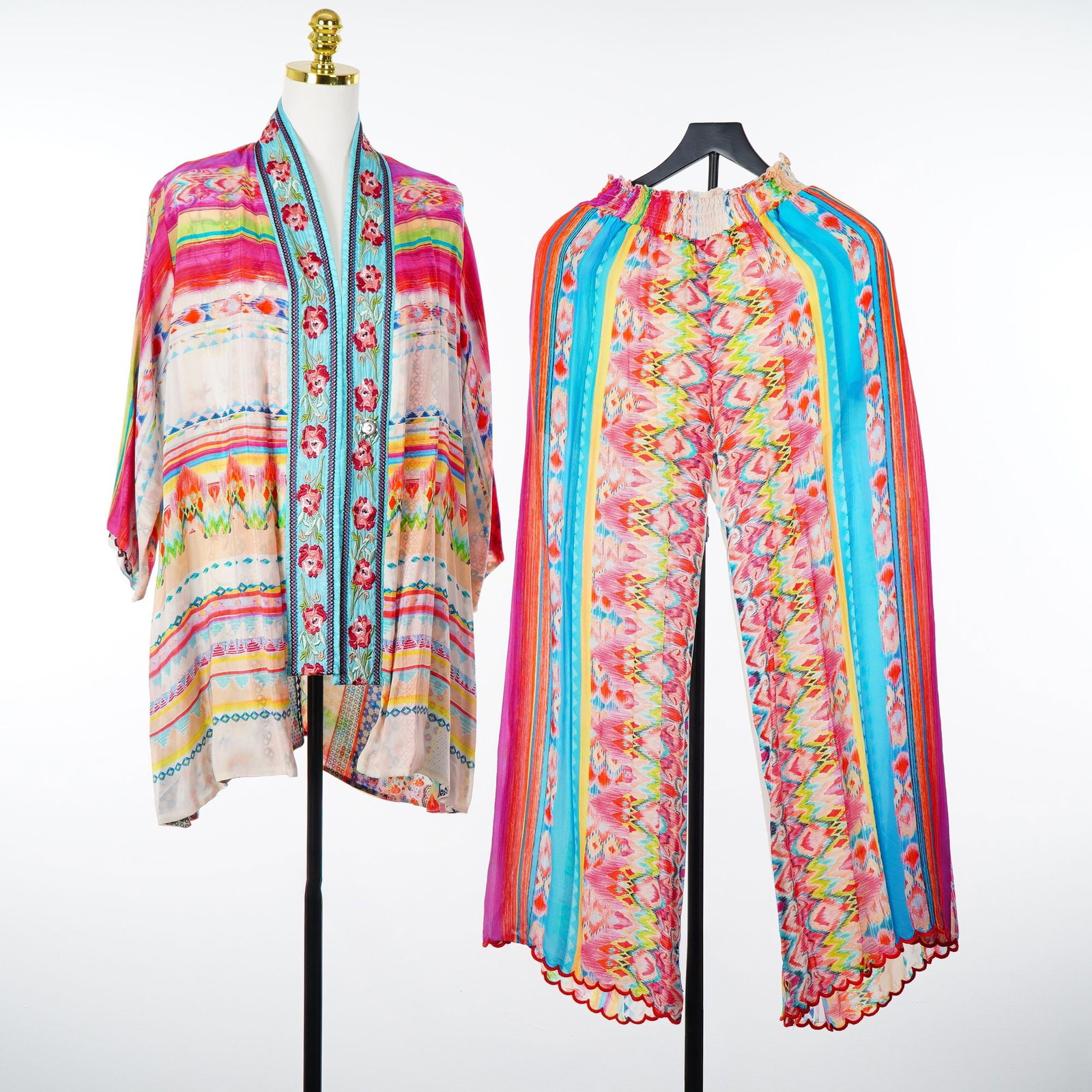 Johnny Was Maci Georgette Reversible Kimono and Pants Ensemble (1 of 5)