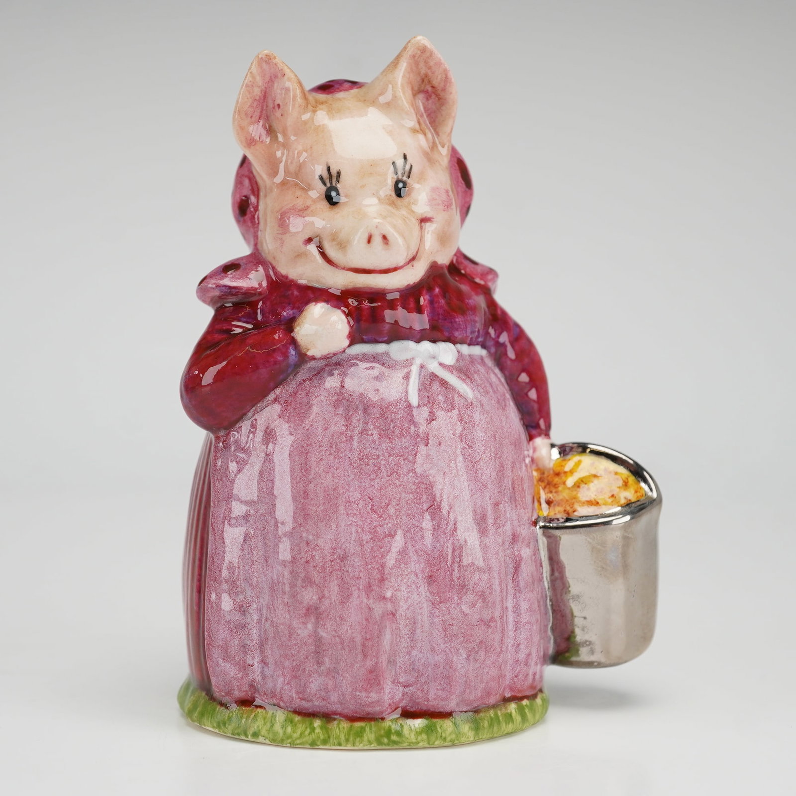Royal Doulton Prototype Beatrix Potter Aunt Pettitoes Figurine (1 of 3)
