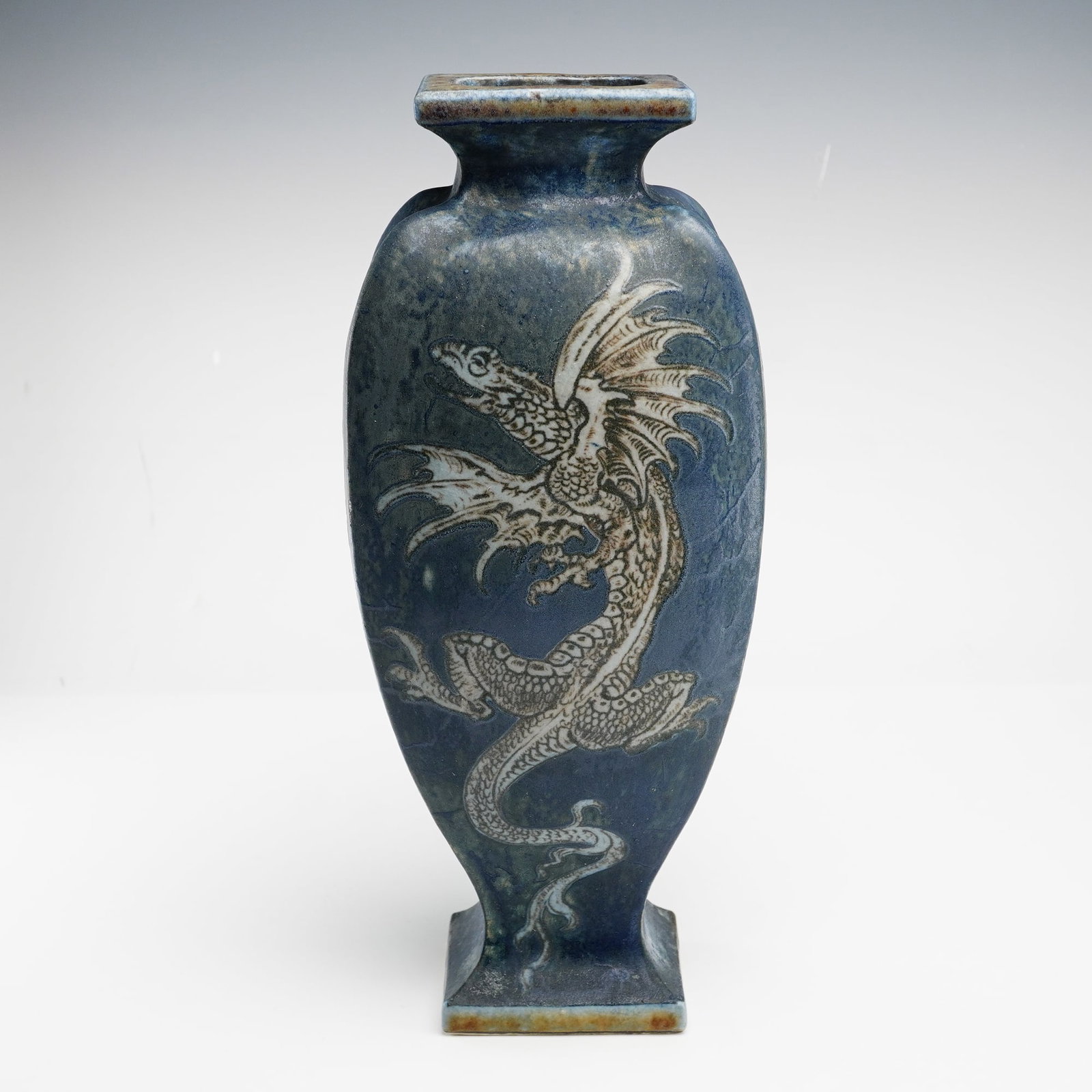 Martin Brothers Salt-Glazed Stoneware Dragon Vase, 1899 (1 of 5)