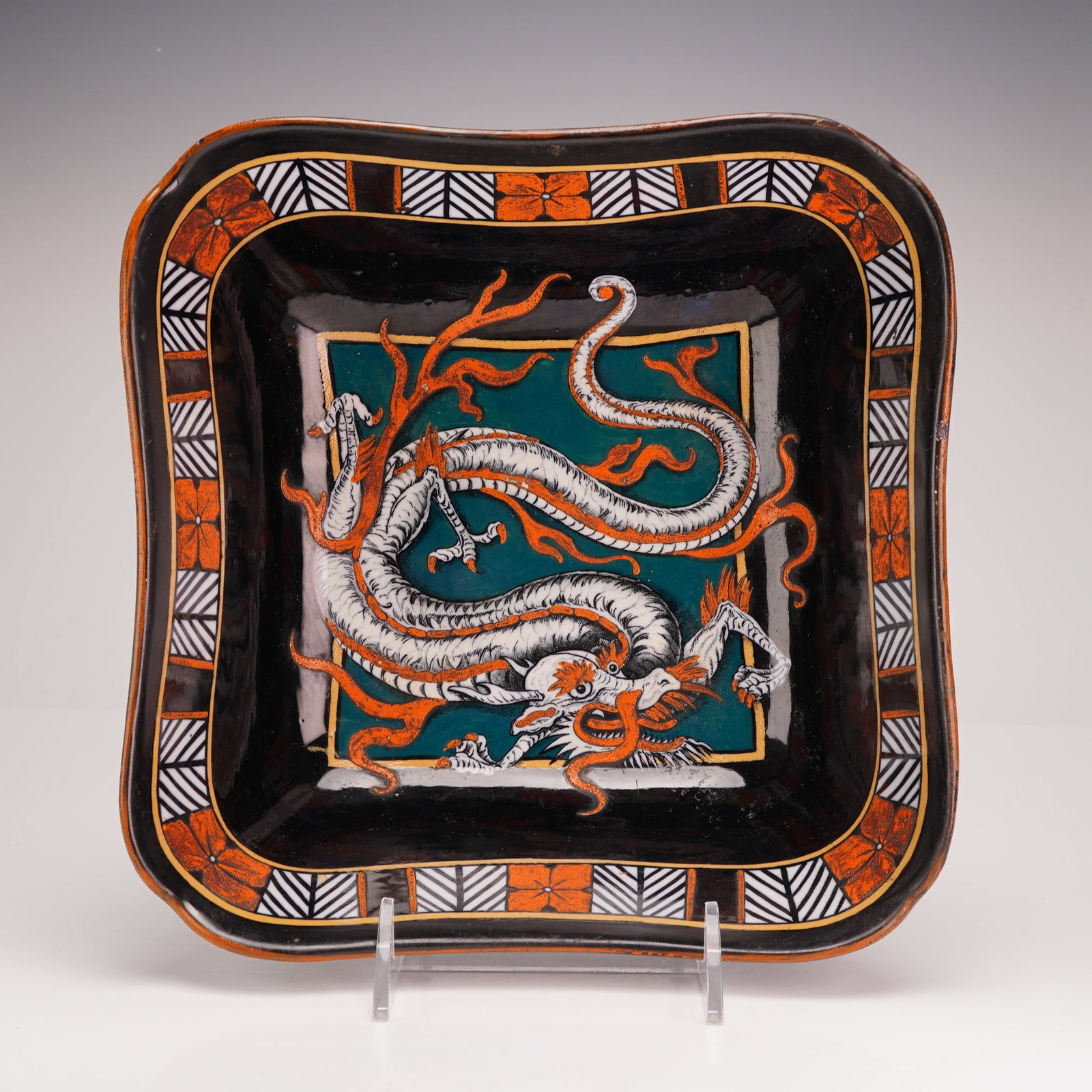 Wedgwood Lustre Style Scalloped Square Red Dragon Bowl (1 of 4)