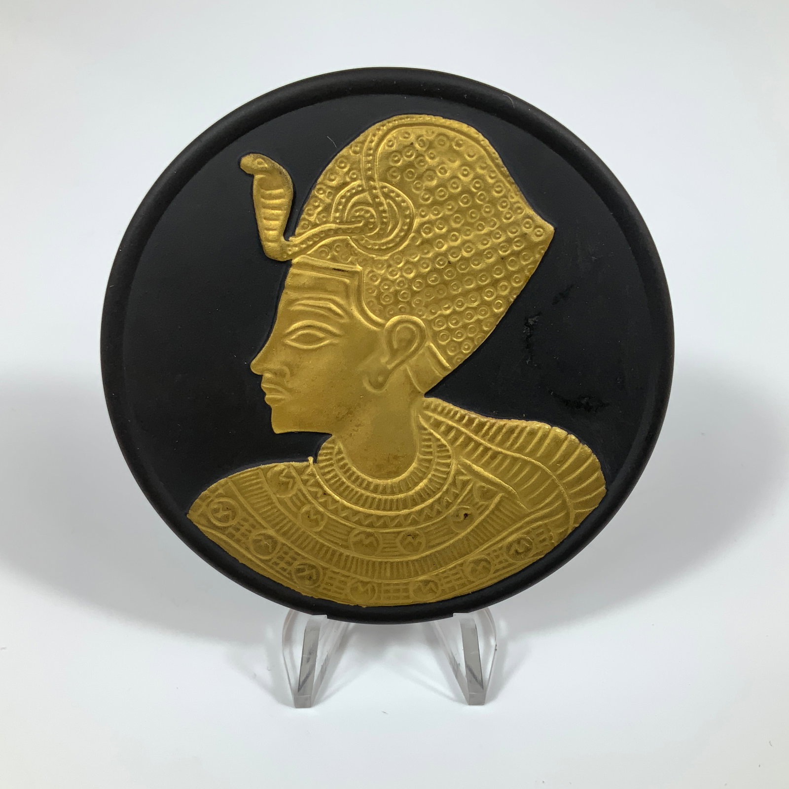 Wedgwood Egyptian Collection Black Basalt and Gold Tutankhamun Jasperware Medallion (1 of 2)
