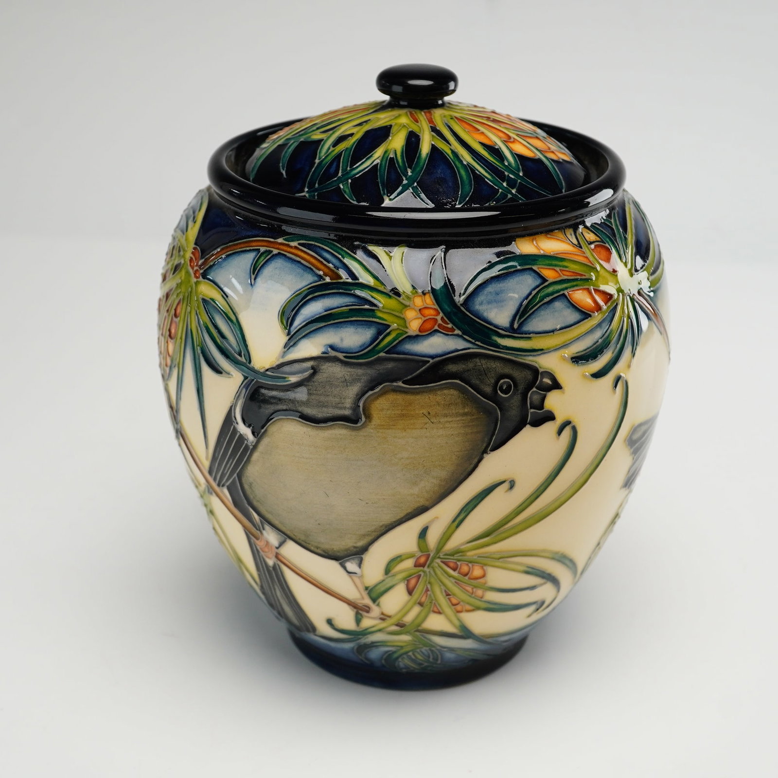 Moorcroft Pottery Trial Lidded Biscuit Barrel, Inglewood (1 of 3)