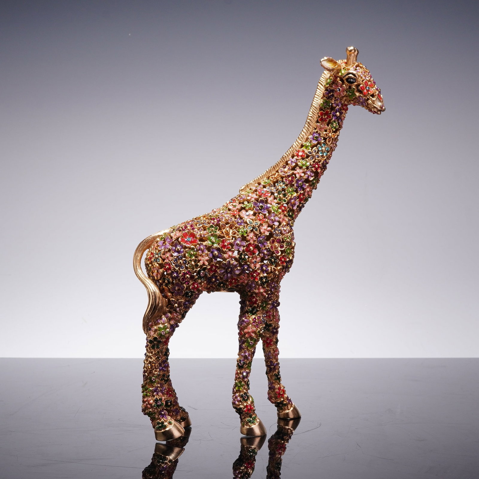 Jay Strongwater Limited Edition Mille Fiori Goodwin Giraffe Figurine (1 of 4)