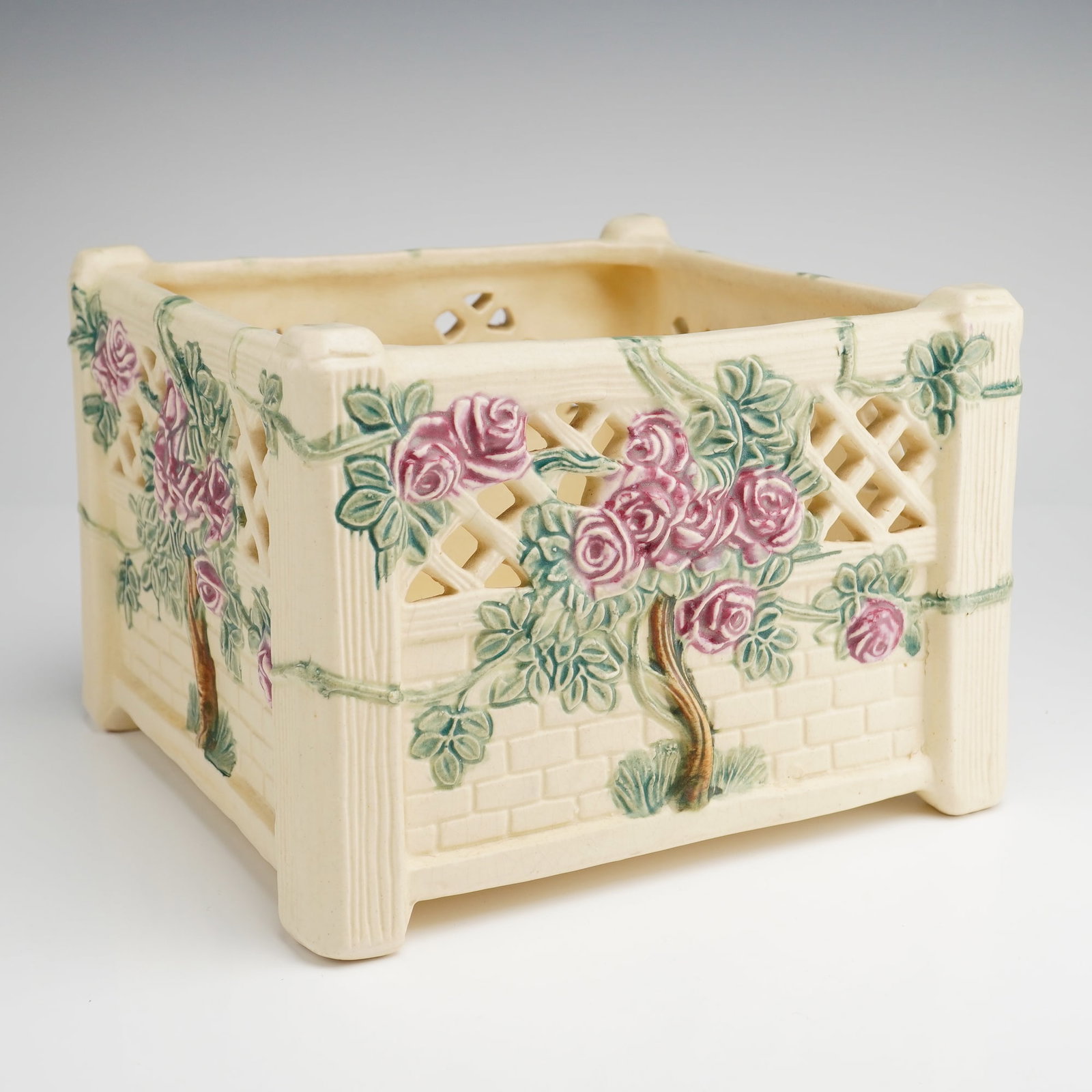 Weller Pottery Roma Pattern Square Planter Box (1 of 3)