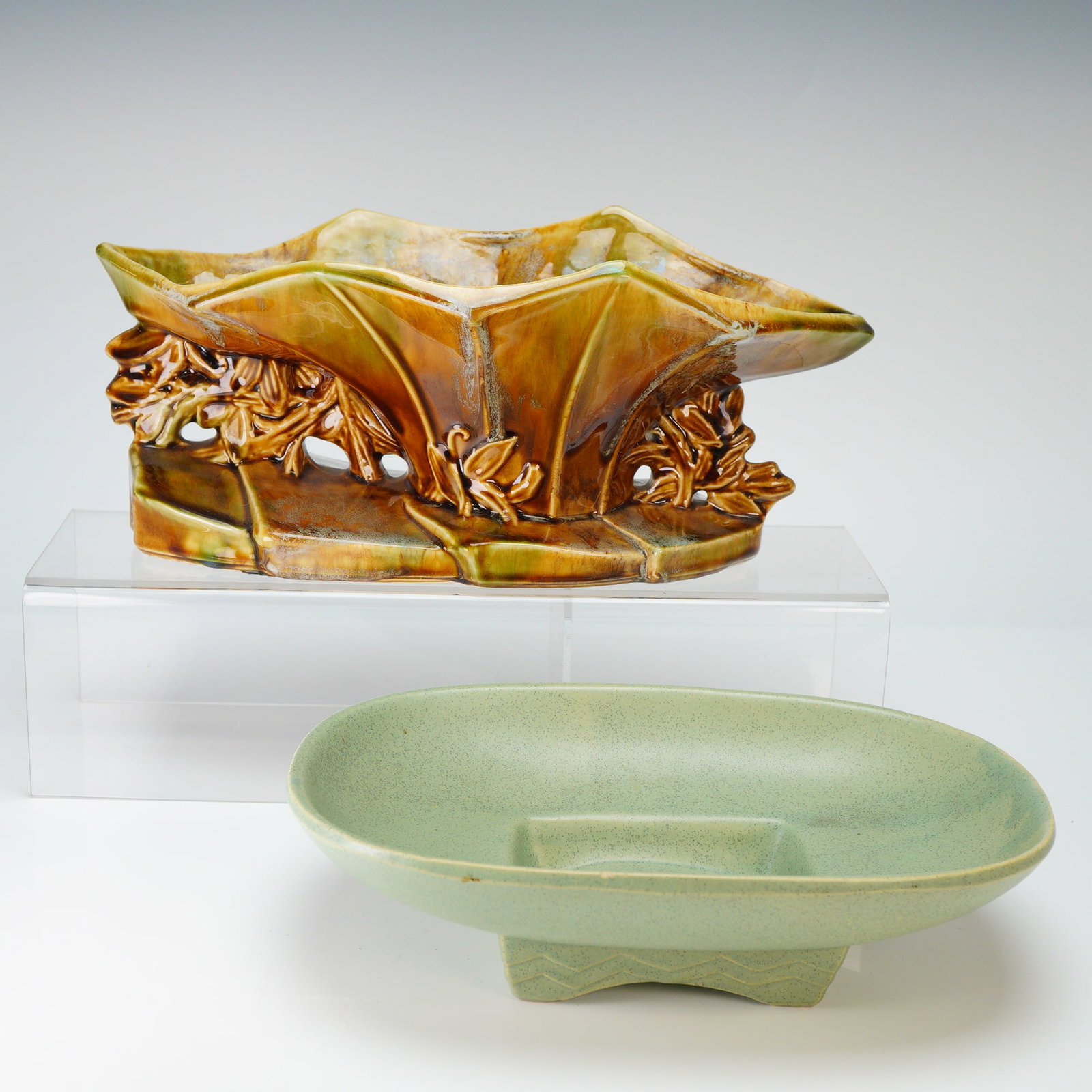 Two Pieces of McCoy American Art Pottery Including Lotus Planter (1 of 4)