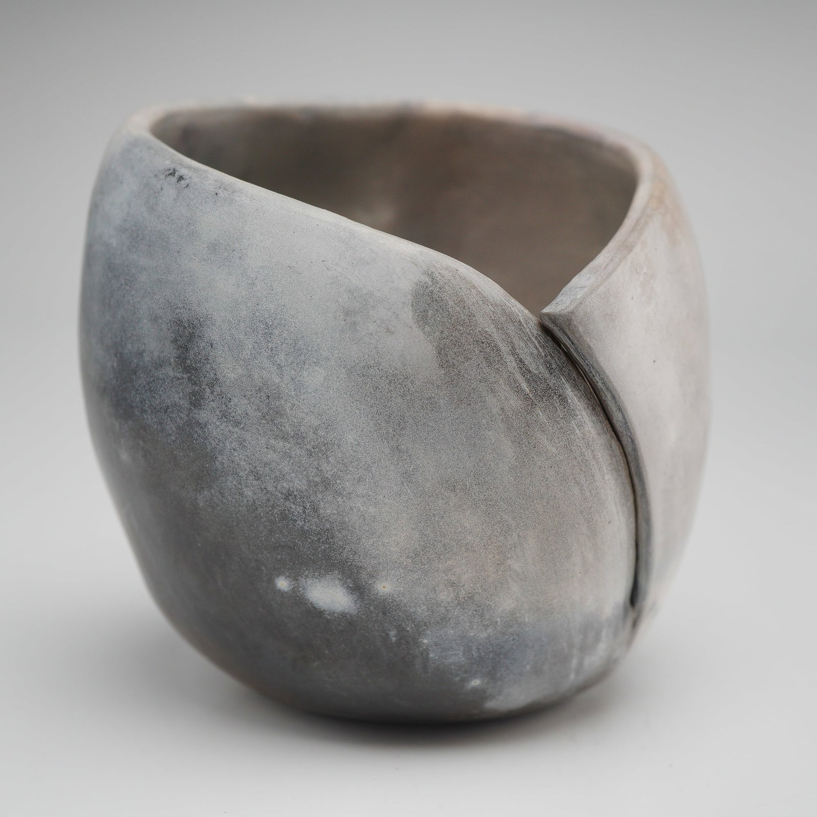 Belfast Clay Studio Pottery Mini Vessel (1 of 4)