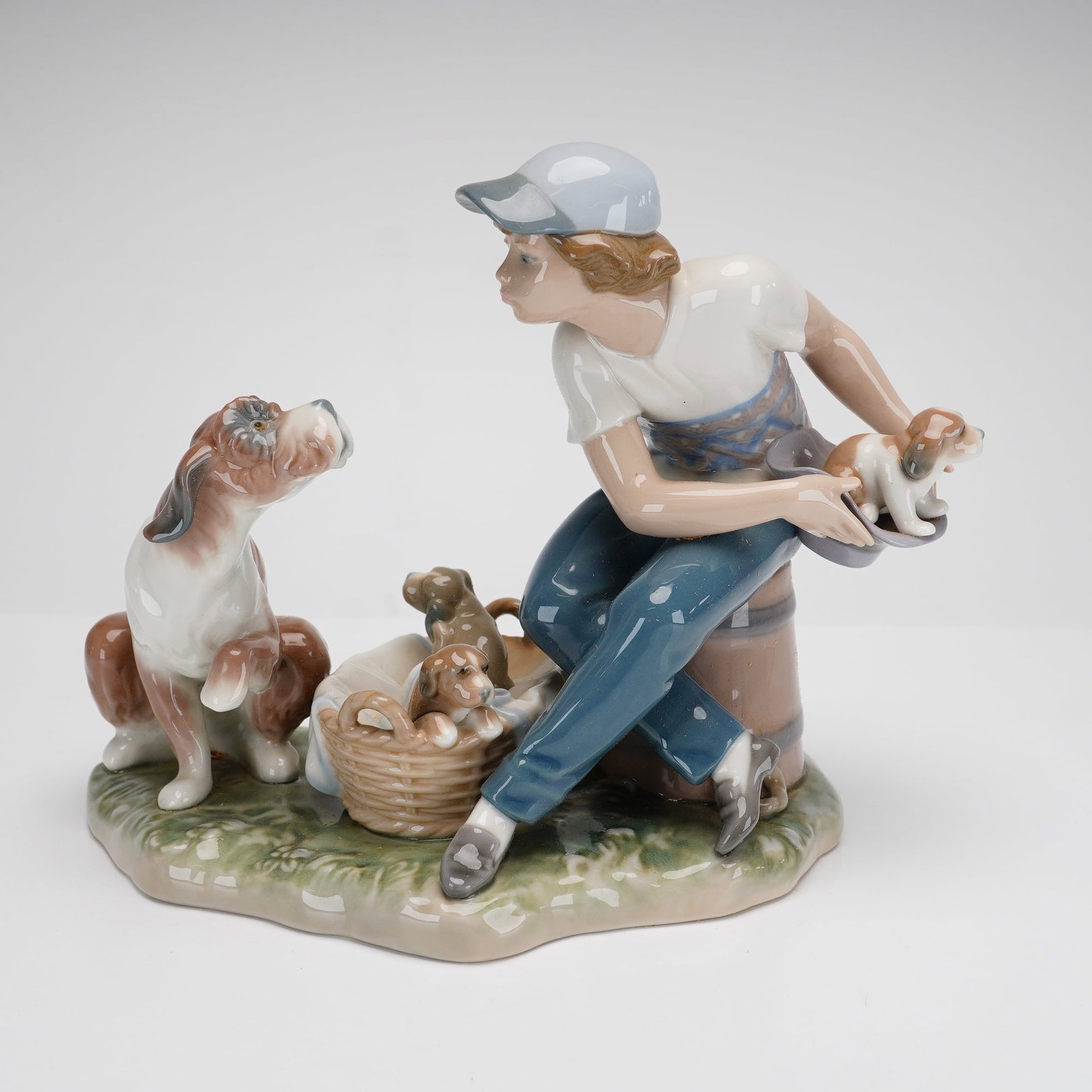 Lladro Glazed Porcelain Figurine, This One's Mine 01005376 (1 of 4)
