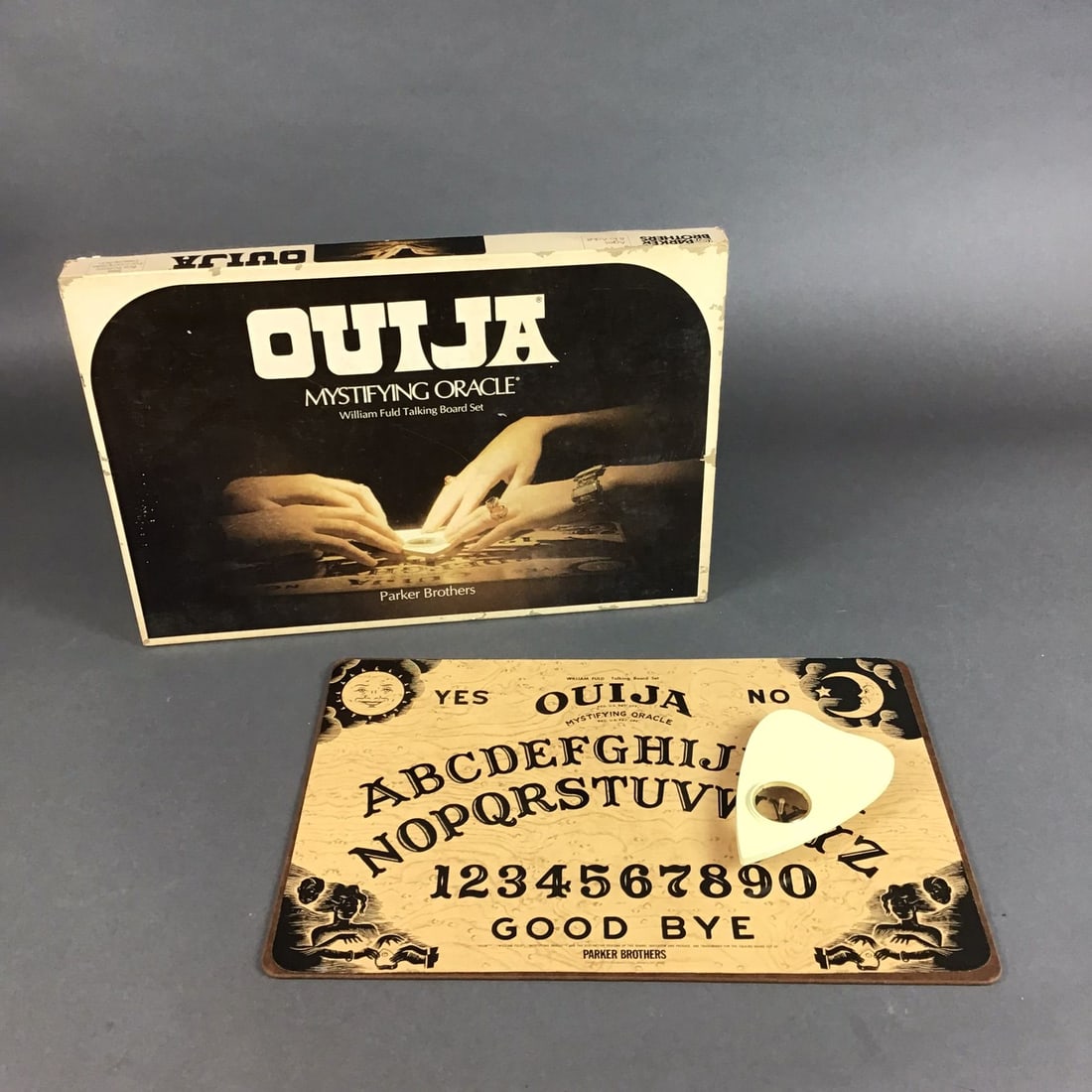 Parker Brothers Ouija Mystifying Oracle William Fuld Talking Board Game Set (1 of 4)