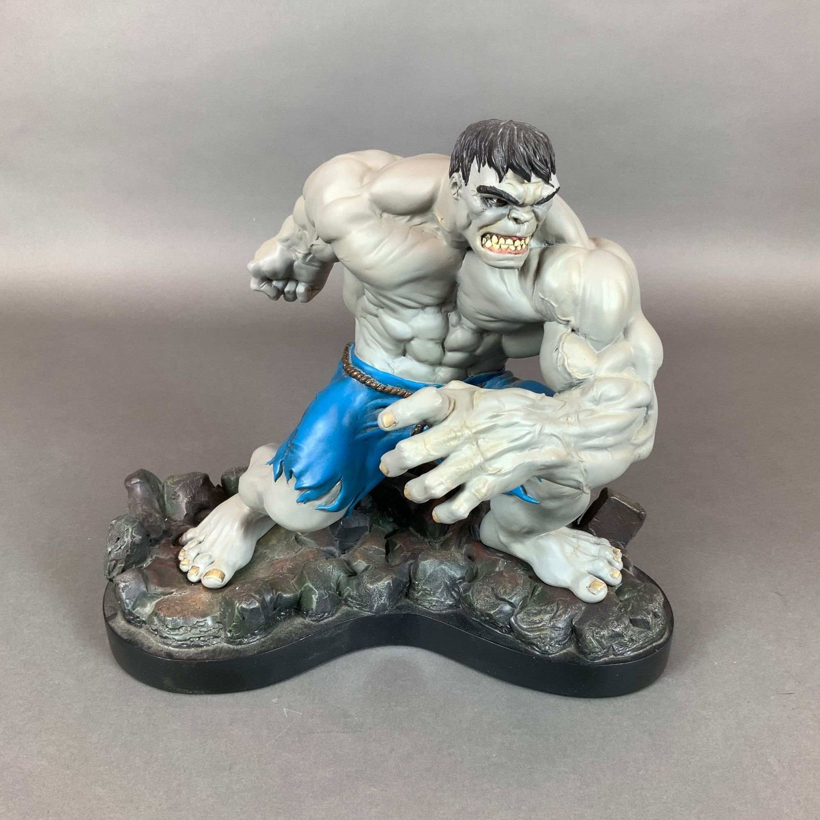 Bowen Designs Gray Version Full-Size Limited-Edition Statue, The Incredible Hulk: This is a limited edition hand-painted collectible statue of the Marvel Comics character The Incredible Hulk, featuring the Gray Version of the character. Produced by Bowen Designs, Inc. in 2002, the 