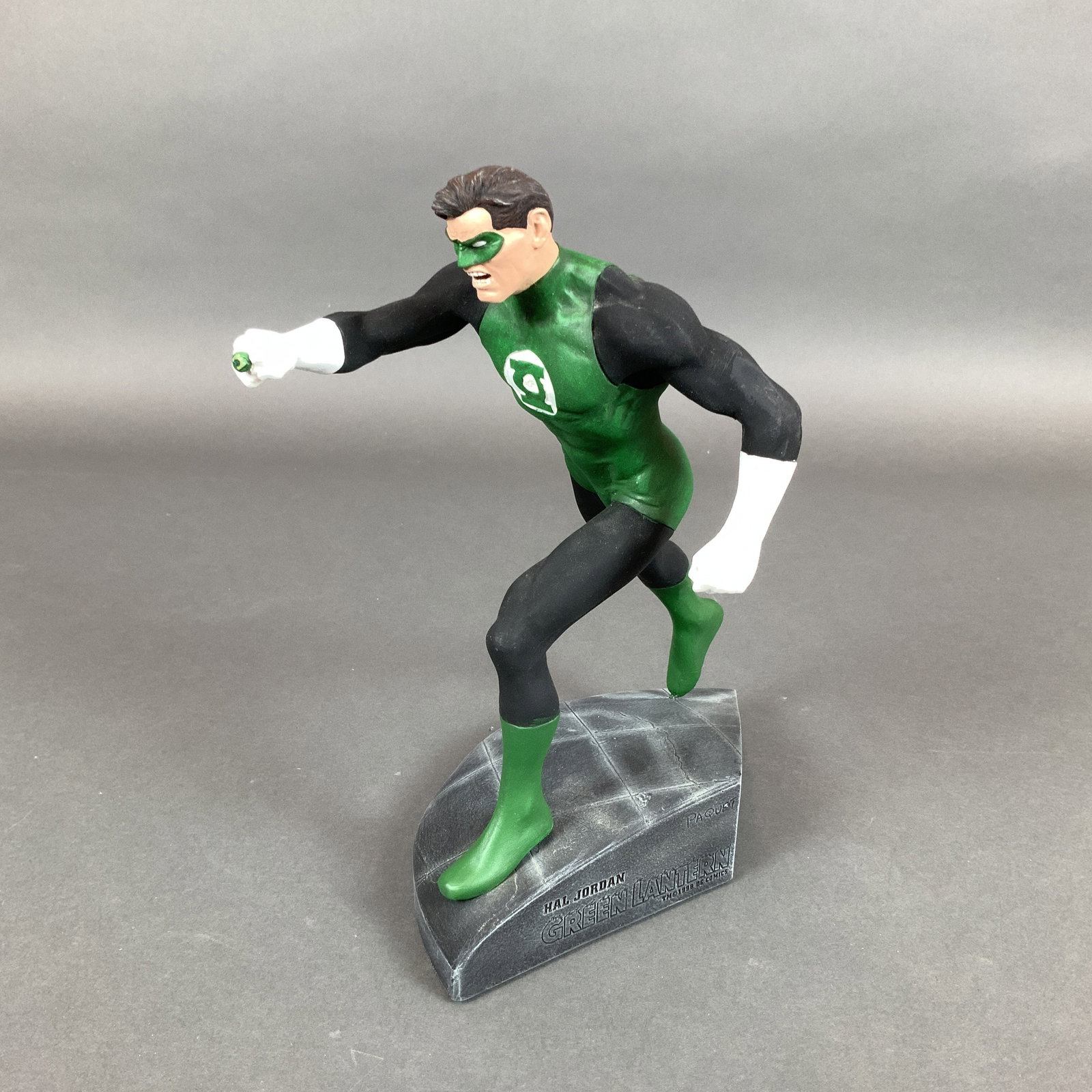 DC Comics Green Lantern Limited Edition Statue: This is a DC Direct limited edition cold-cast porcelain statue of the Hal Jordan Green Lantern. The piece was sculpted by William Paquet based on character designs by comic artist Gil Kane. The statue