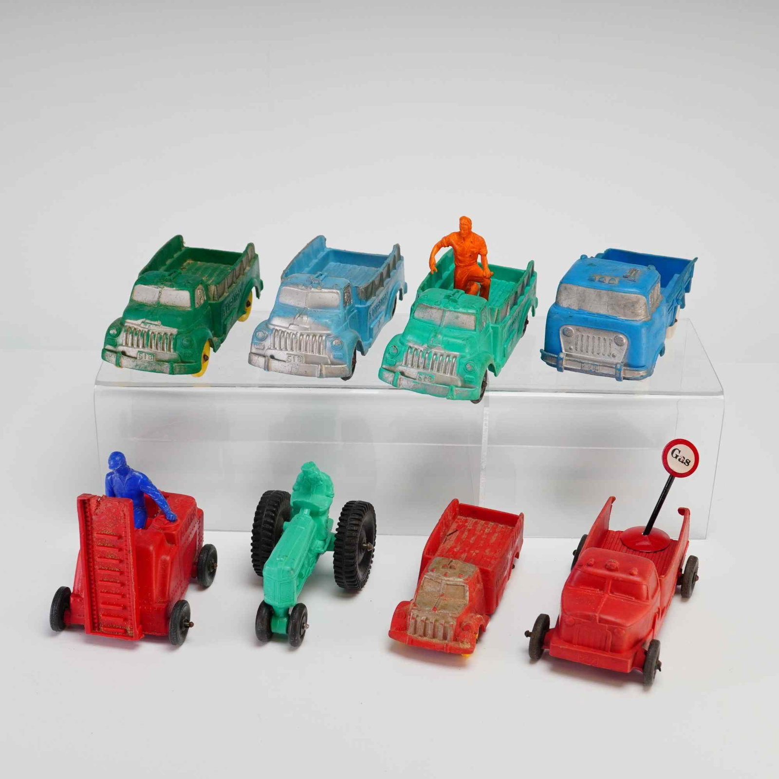 10pc Auburn Rubber Company Toy Trucks and Vehicles (1 of 3)