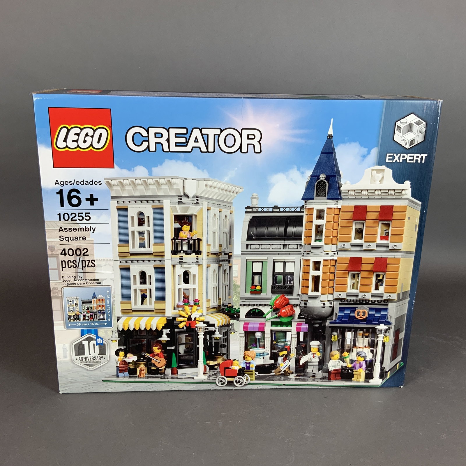 LEGO Creator Expert Building Set, Assembly Square 10255 (1 of 4)