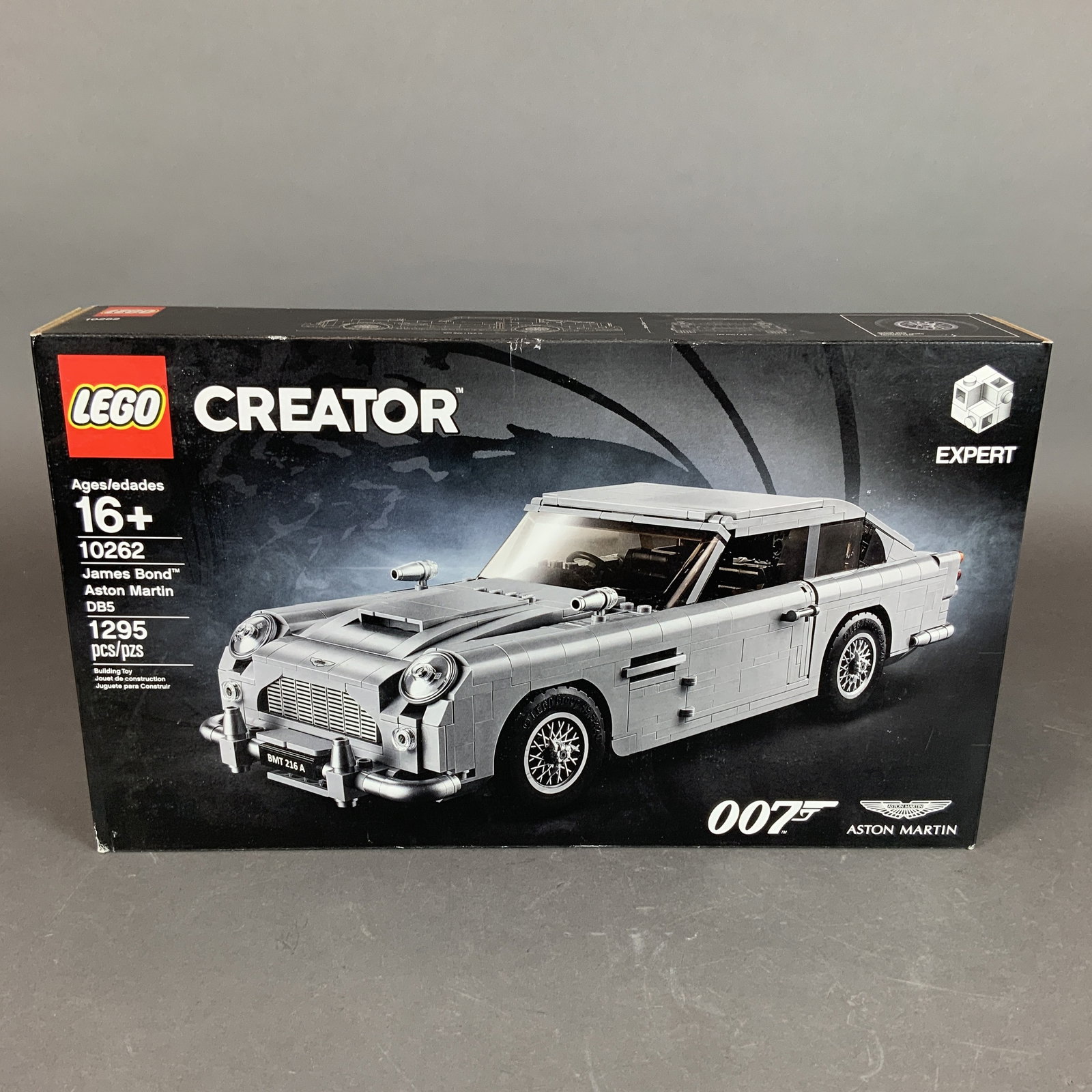 LEGO Creator Expert James Bond Aston Martin DB5 Set 10262 (1 of 3)
