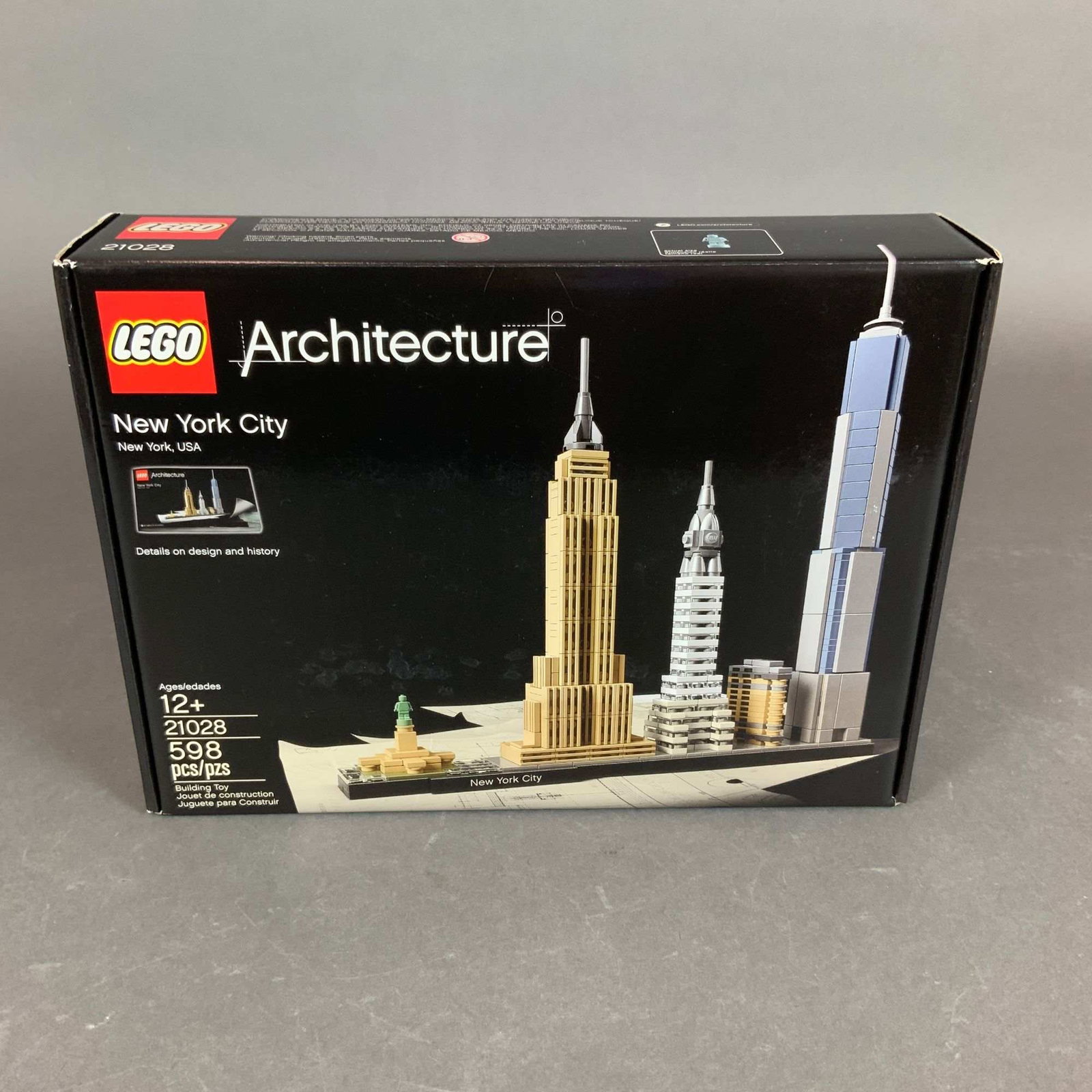 LEGO Architecture New York City Skyline Set 21028 (1 of 3)