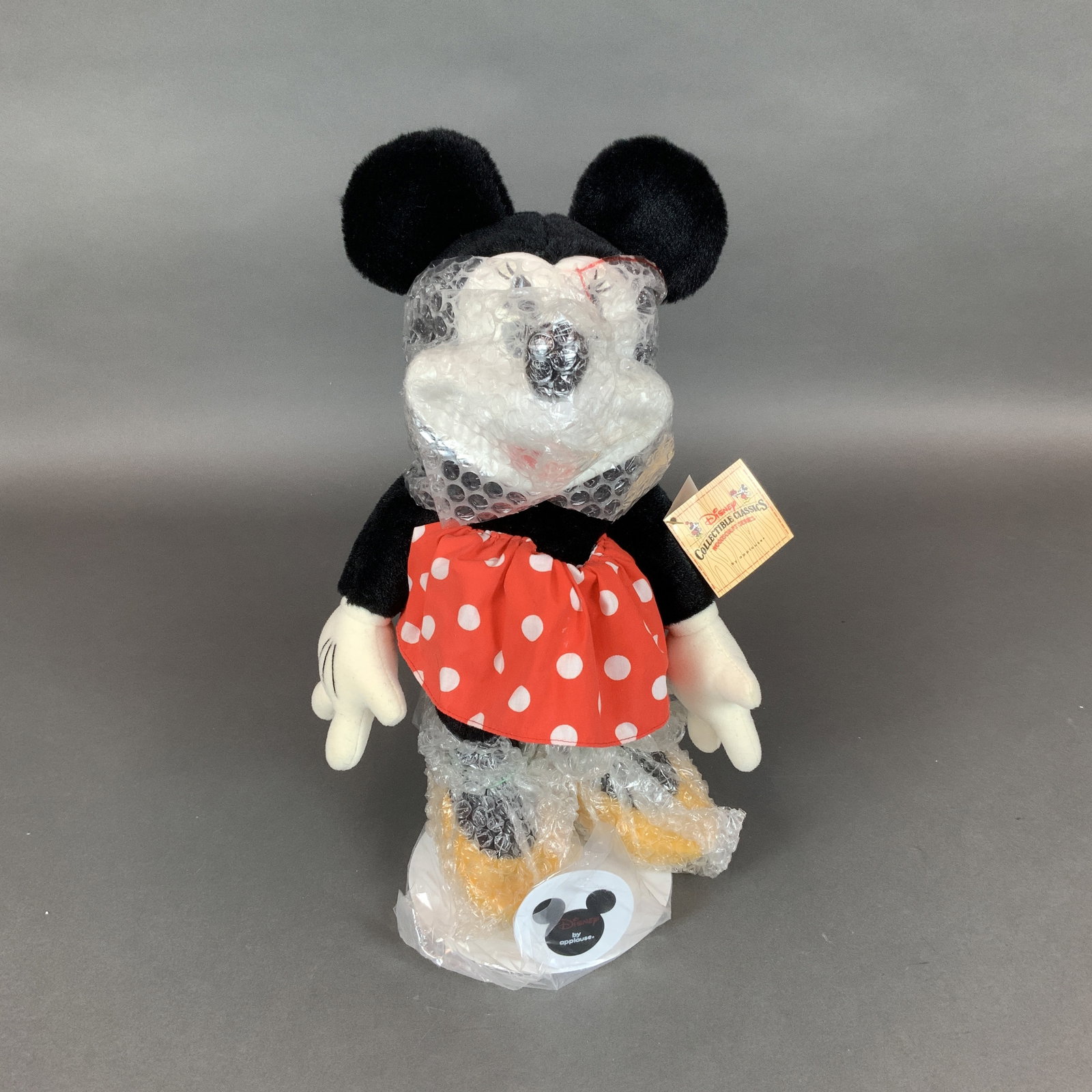 Disney Collectible Classics Woodsculpt Series Minnie Mouse by Applause, Sealed (1 of 5)