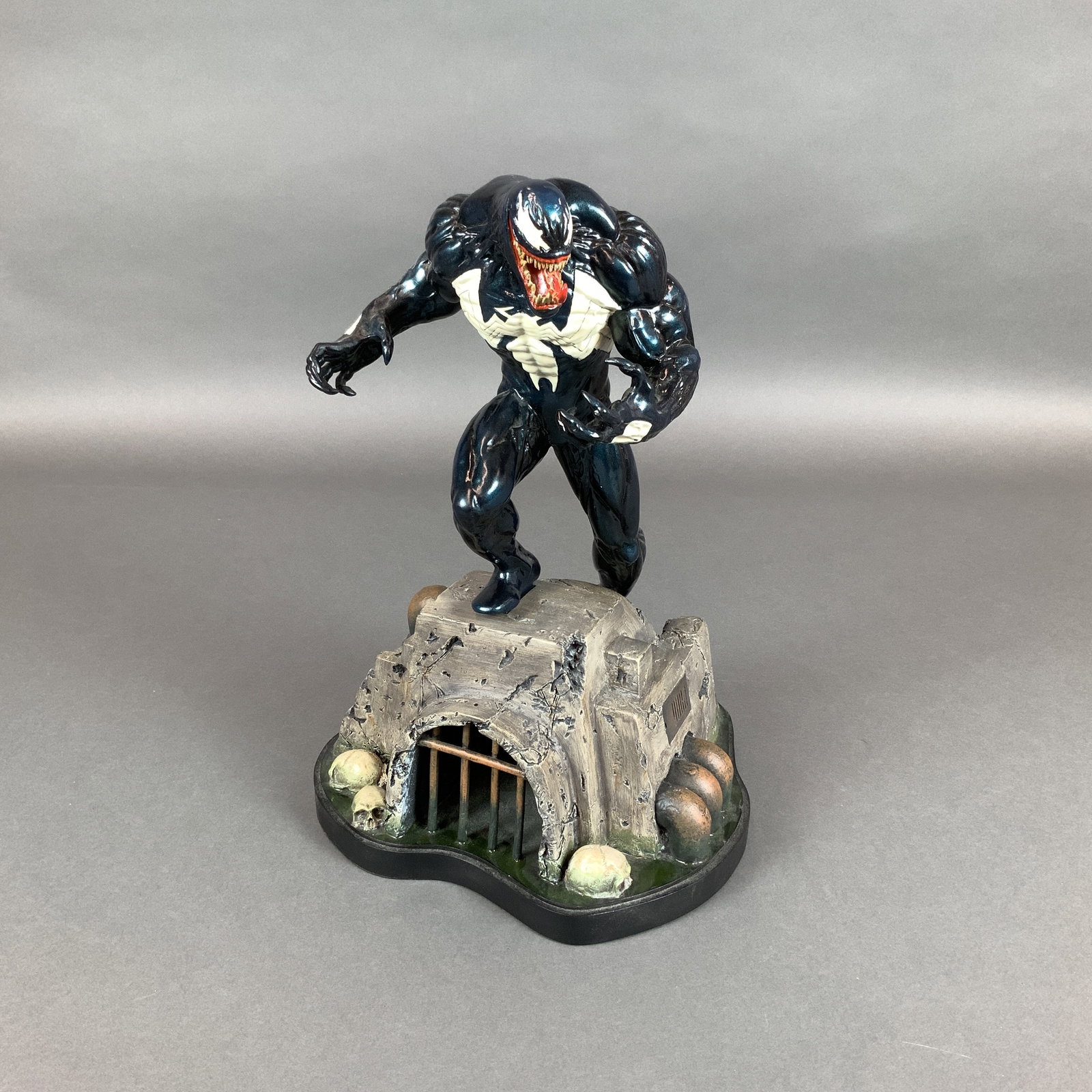 Marvel Comics Venom Hand Painted Limited Edition Statue with Box (1 of 4)