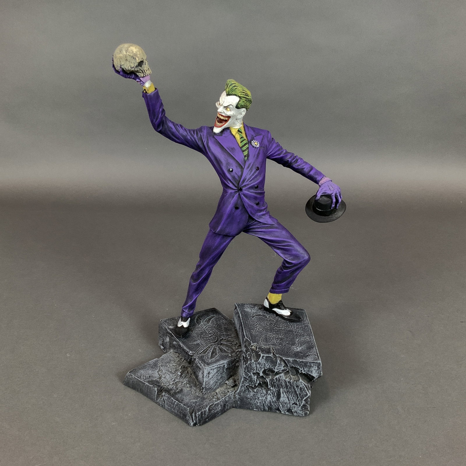 DC Comics Limited Edition 1995 Statue, The Joker with Original Box (1 of 5)