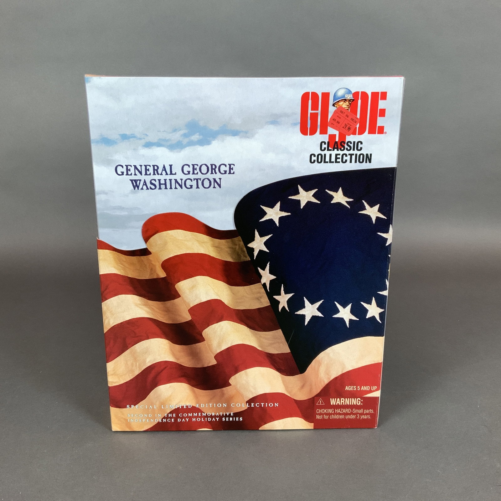 Kenner G.I. Joe Classic Collection Action Figure, General George Washington: This is a 1998 G.I. Joe Classic Collection action figure of General George Washington, manufactured by Kenner under Hasbro, Inc. This release is part of the Special Limited Edition Collection and is t