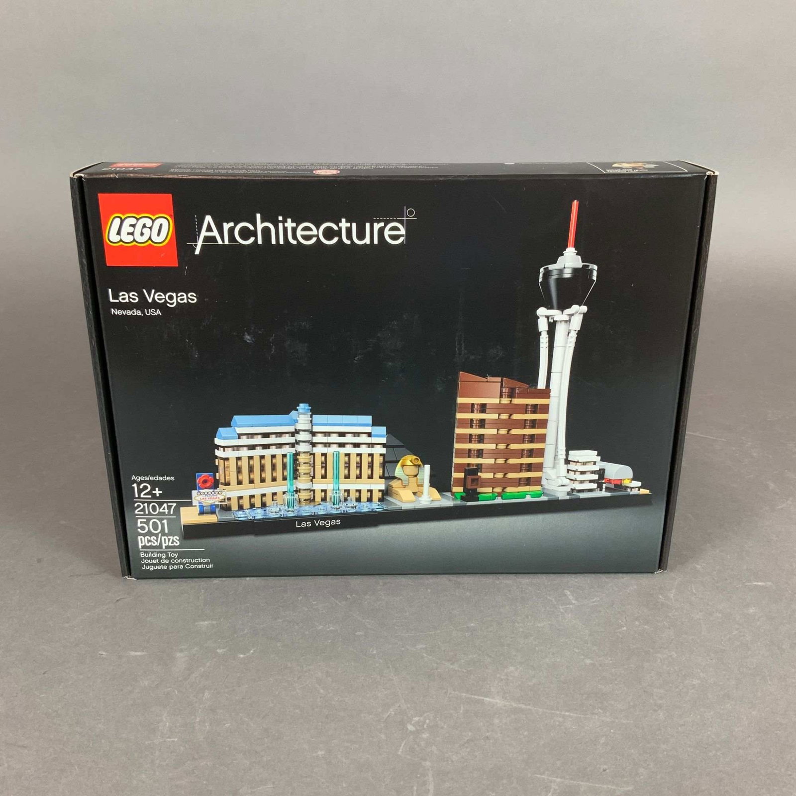 LEGO Architecture Skyline Collection Las Vegas Building Set 21047 (1 of 3)
