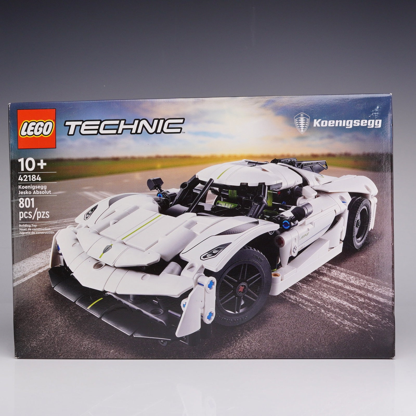 LEGO Technic Koenigsegg Jesko Absolut White Hypercar Set 42184 (1 of 3)
