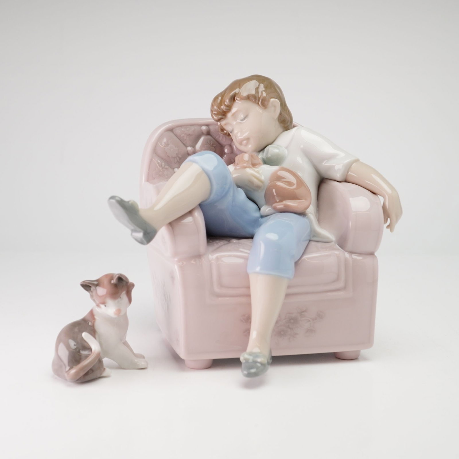 Two Lladro Glazed Porcelain Figurines, Naptime 01006540 and Sitting Cat (1 of 3)
